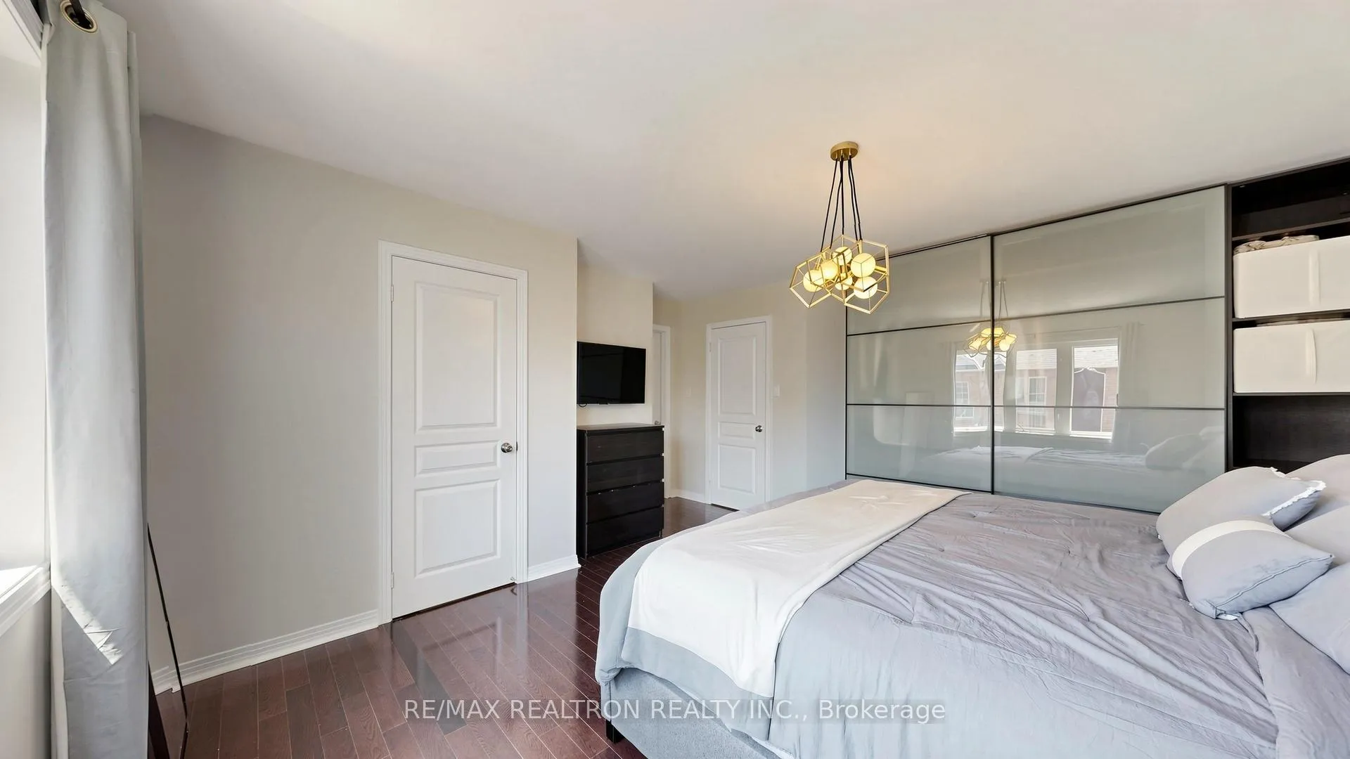 Photo 13 of 3 Magnotta Road, Markham, Cachet — HOMEH