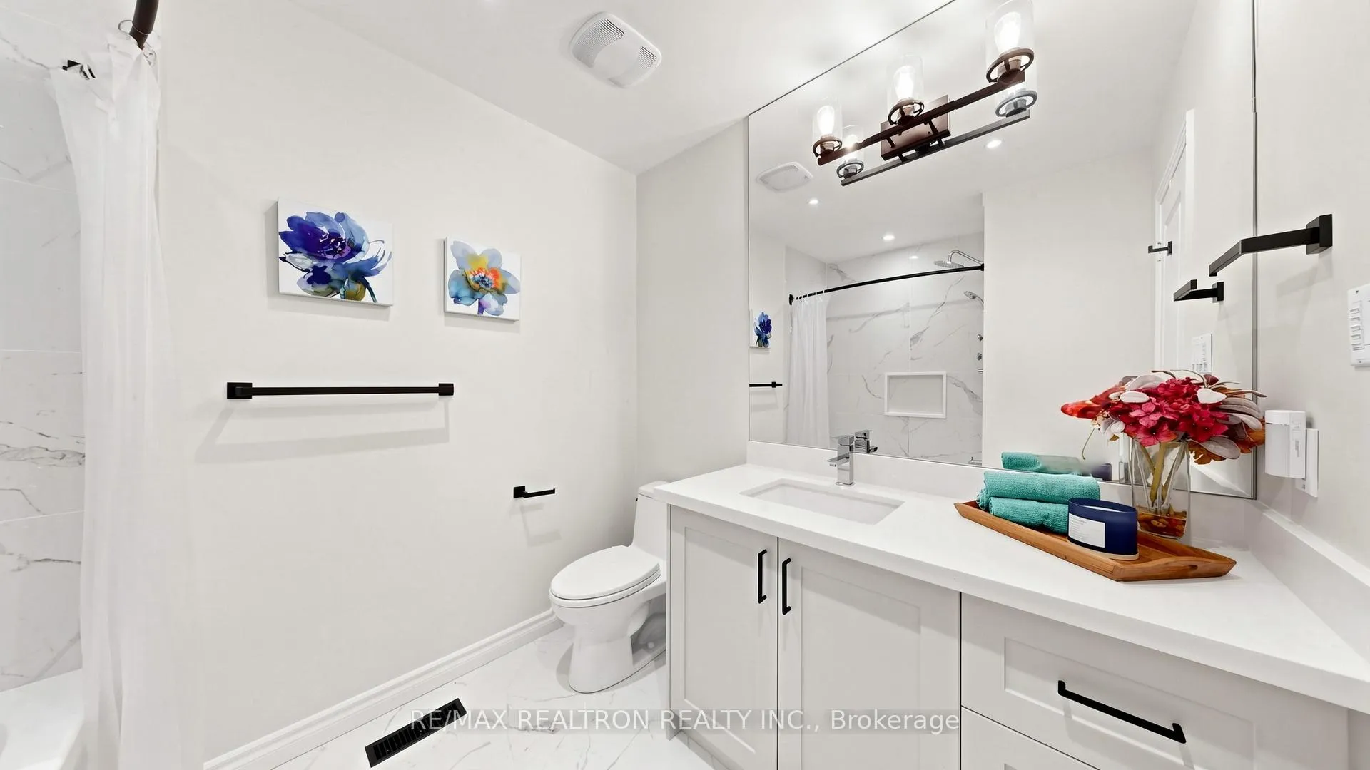 Photo 19 of 3 Magnotta Road, Markham, Cachet — HOMEH