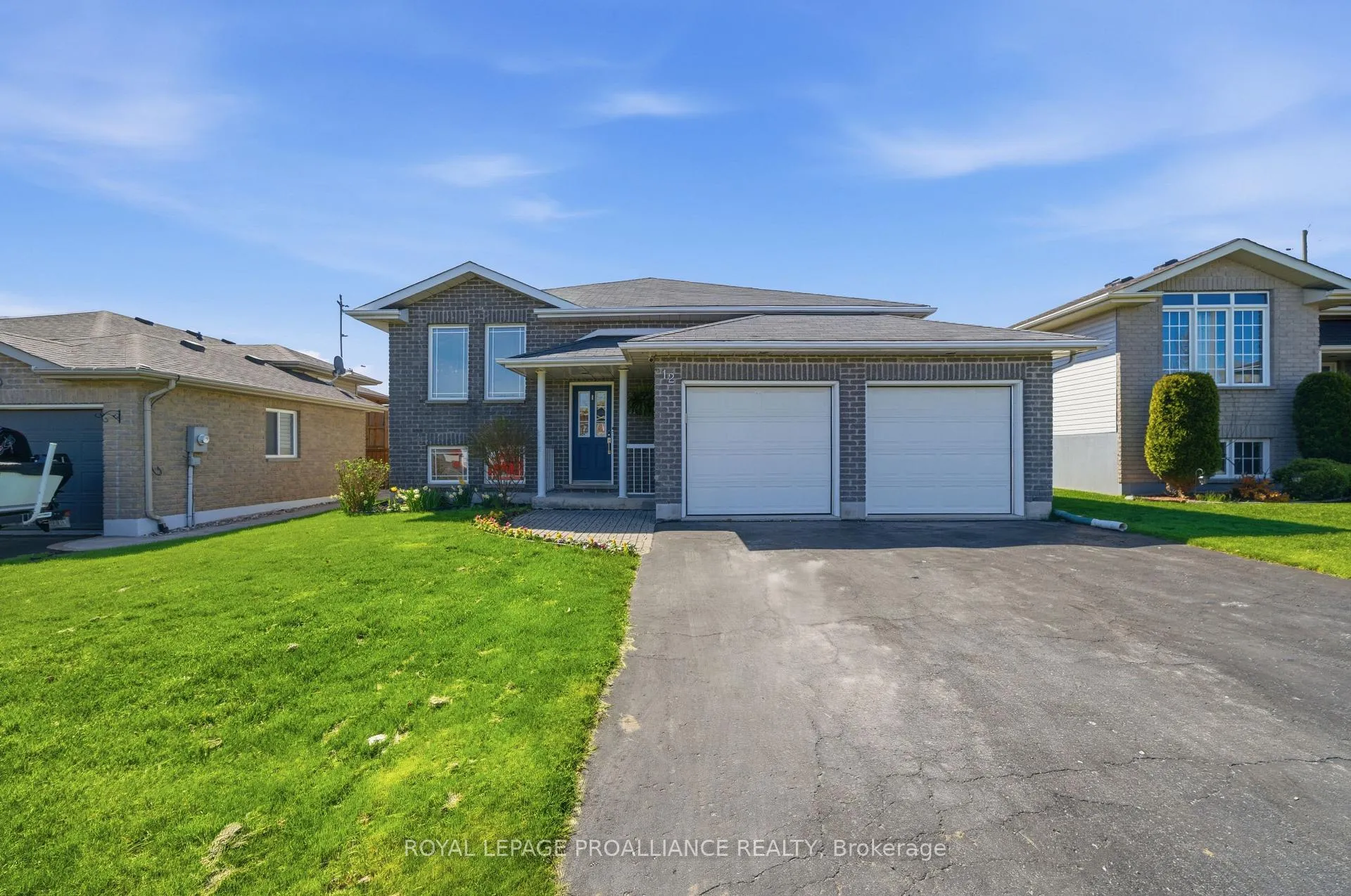 Photo 1 of 12 Ridgeview Lane, Quinte West, Sidney Ward — HOMEH