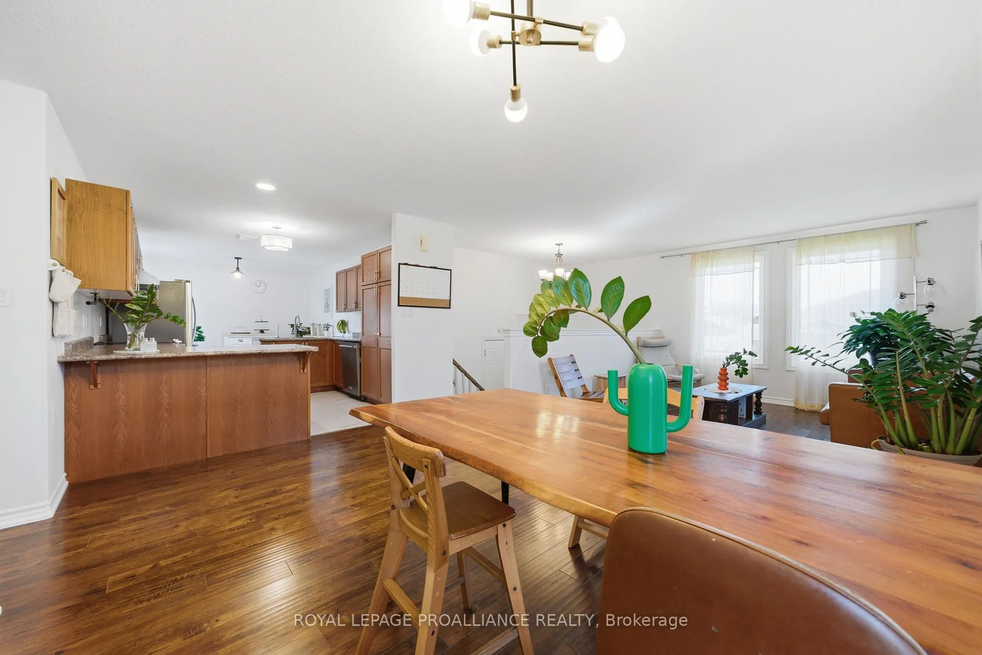Photo 9 of 12 Ridgeview Lane, Quinte West, Sidney Ward — HOMEH