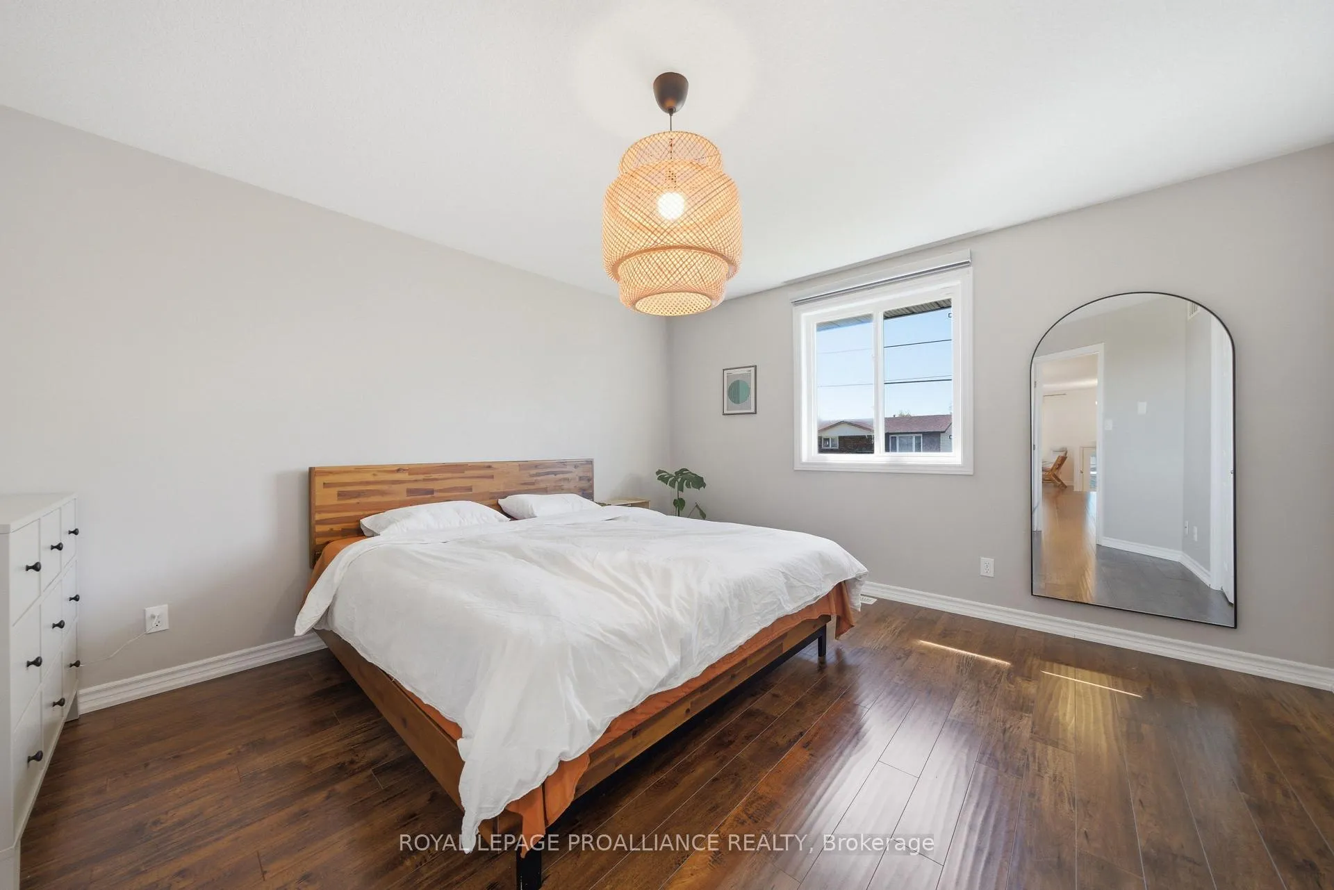 Photo 19 of 12 Ridgeview Lane, Quinte West, Sidney Ward — HOMEH