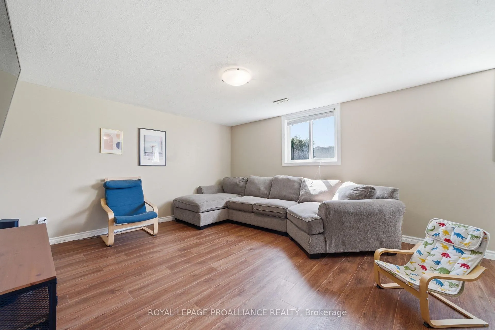 Photo 30 of 12 Ridgeview Lane, Quinte West, Sidney Ward — HOMEH