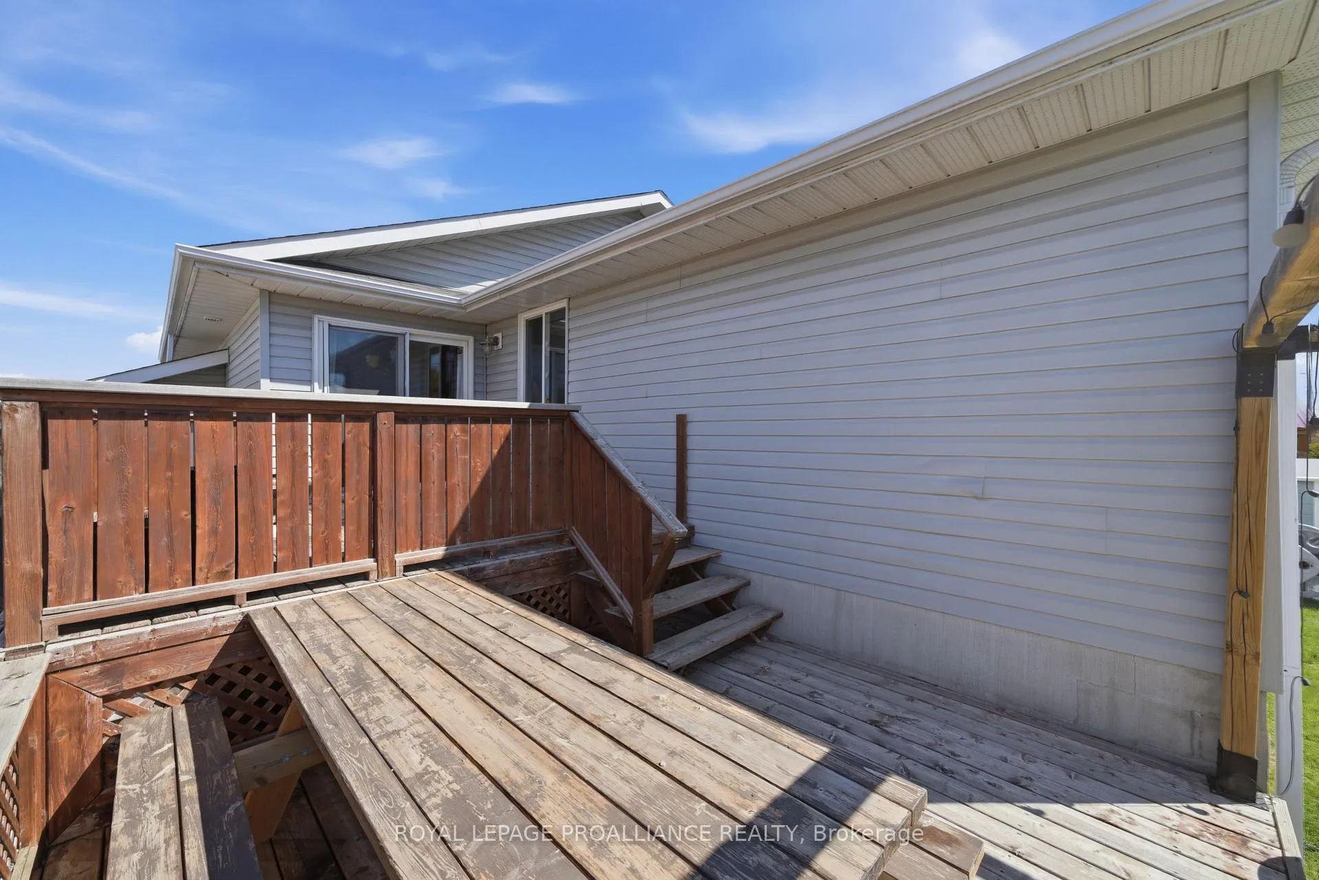 Photo 37 of 12 Ridgeview Lane, Quinte West, Sidney Ward — HOMEH