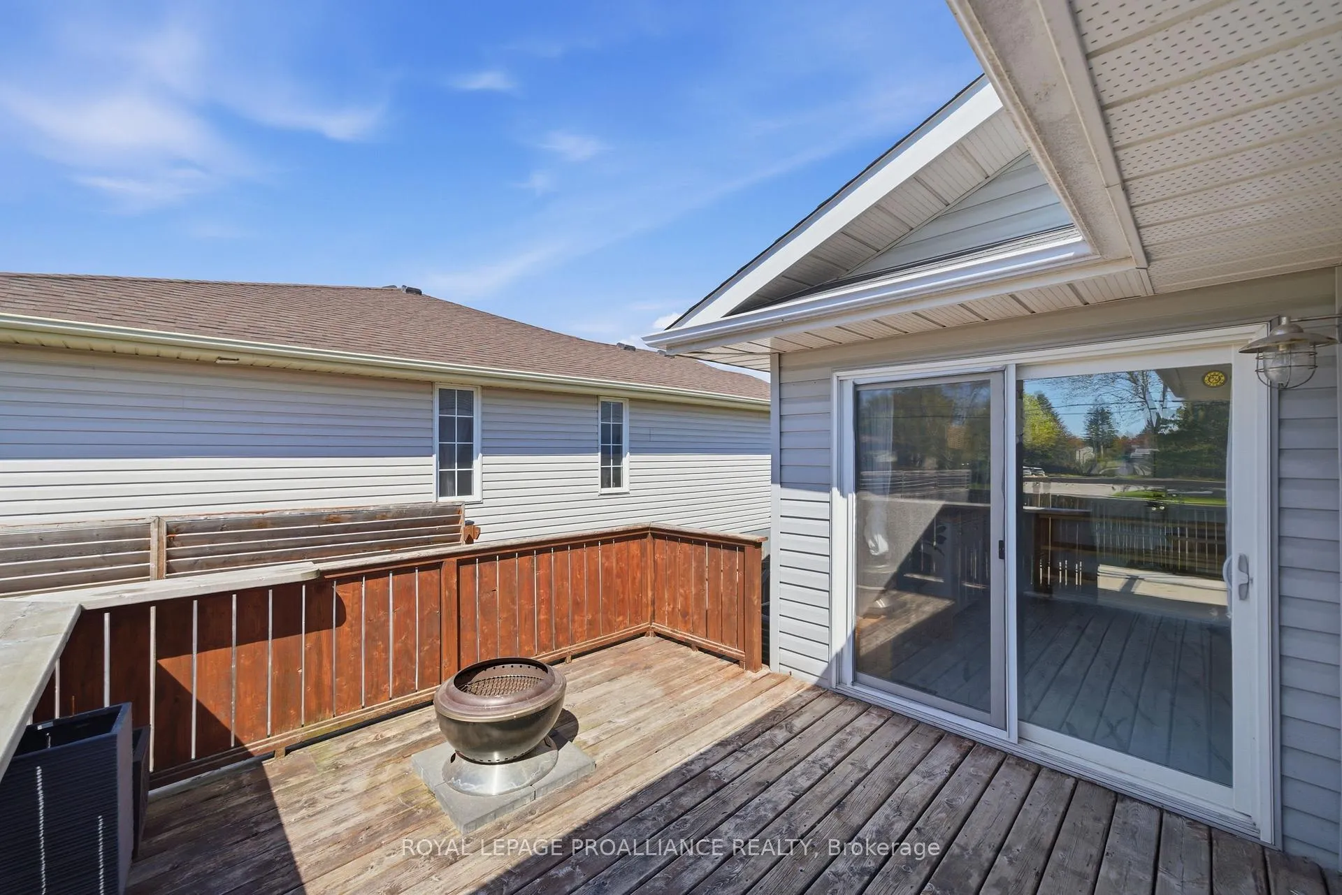 Photo 40 of 12 Ridgeview Lane, Quinte West, Sidney Ward — HOMEH