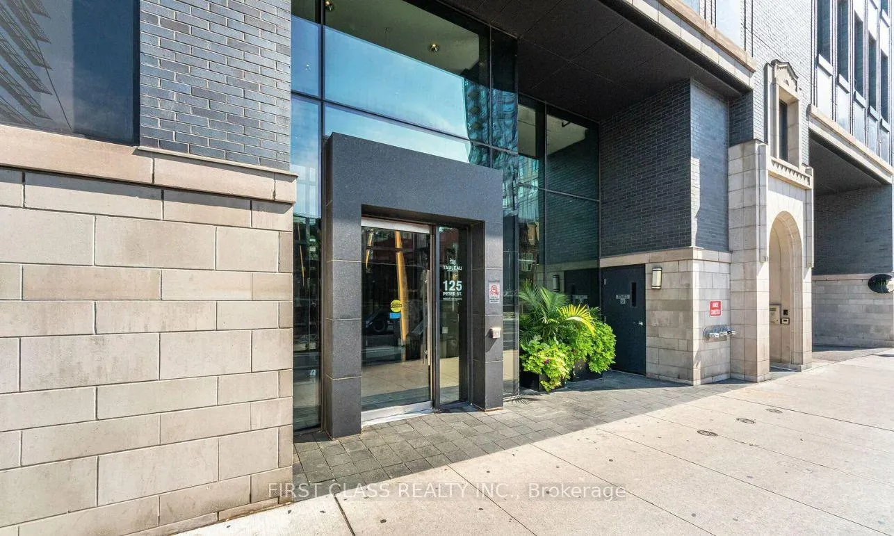 Photo 2 of Unit 1402, 125 Peter Street, Toronto, Waterfront Communities — HOMEH