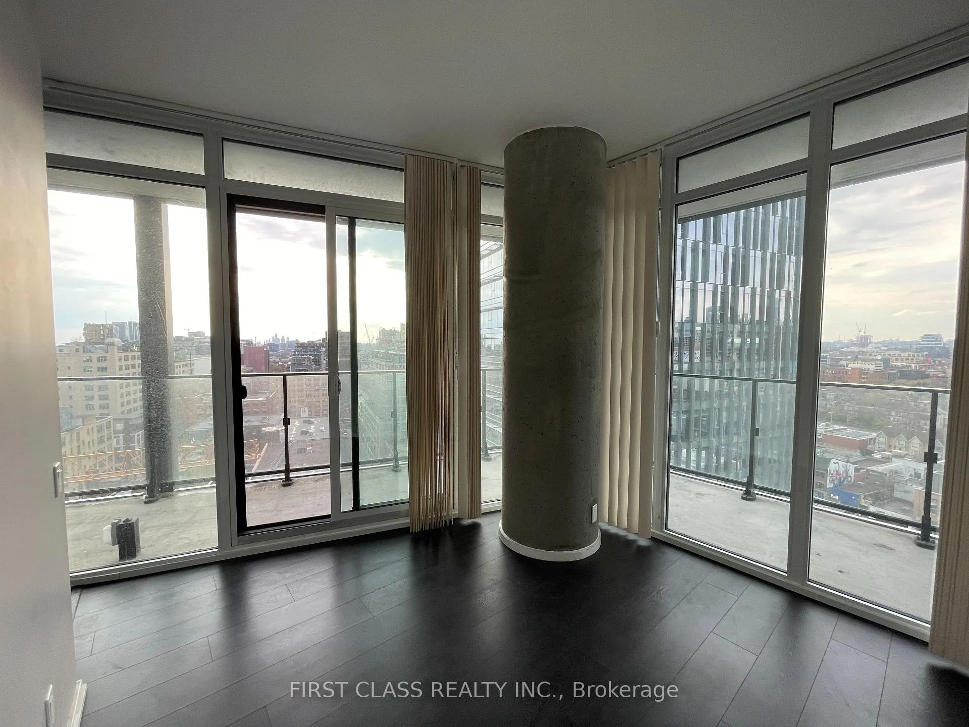 Photo 7 of Unit 1402, 125 Peter Street, Toronto, Waterfront Communities — HOMEH