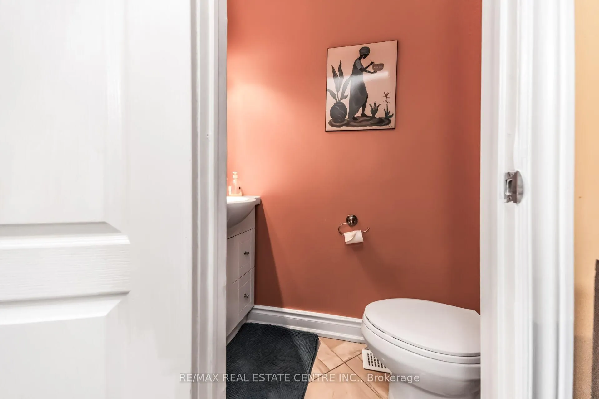 Photo 15 of 48 Horne Drive, Brampton, Brampton North — HOMEH