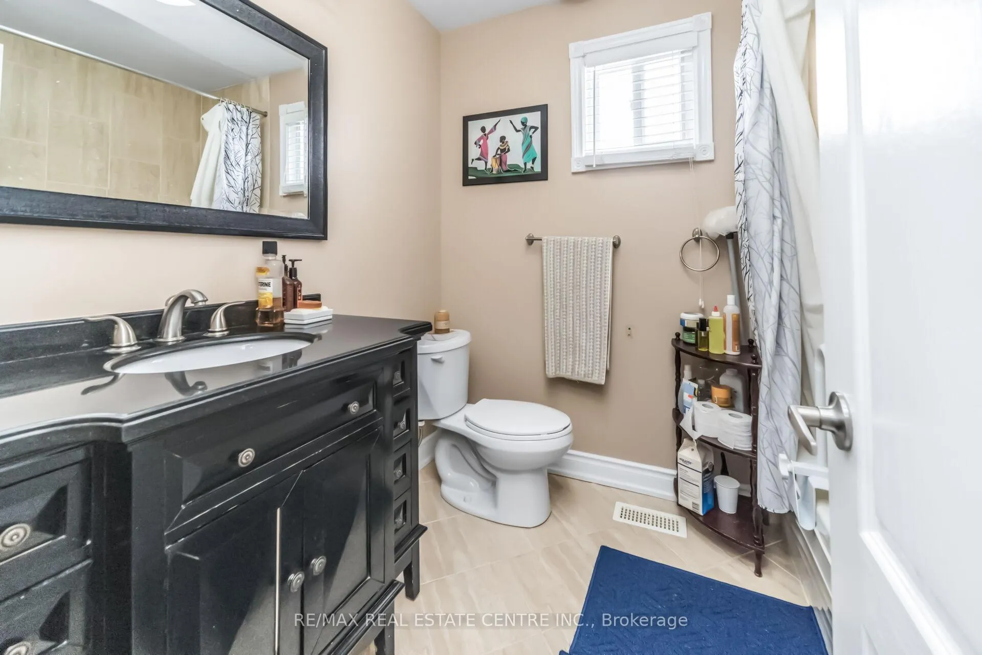 Photo 23 of 48 Horne Drive, Brampton, Brampton North — HOMEH