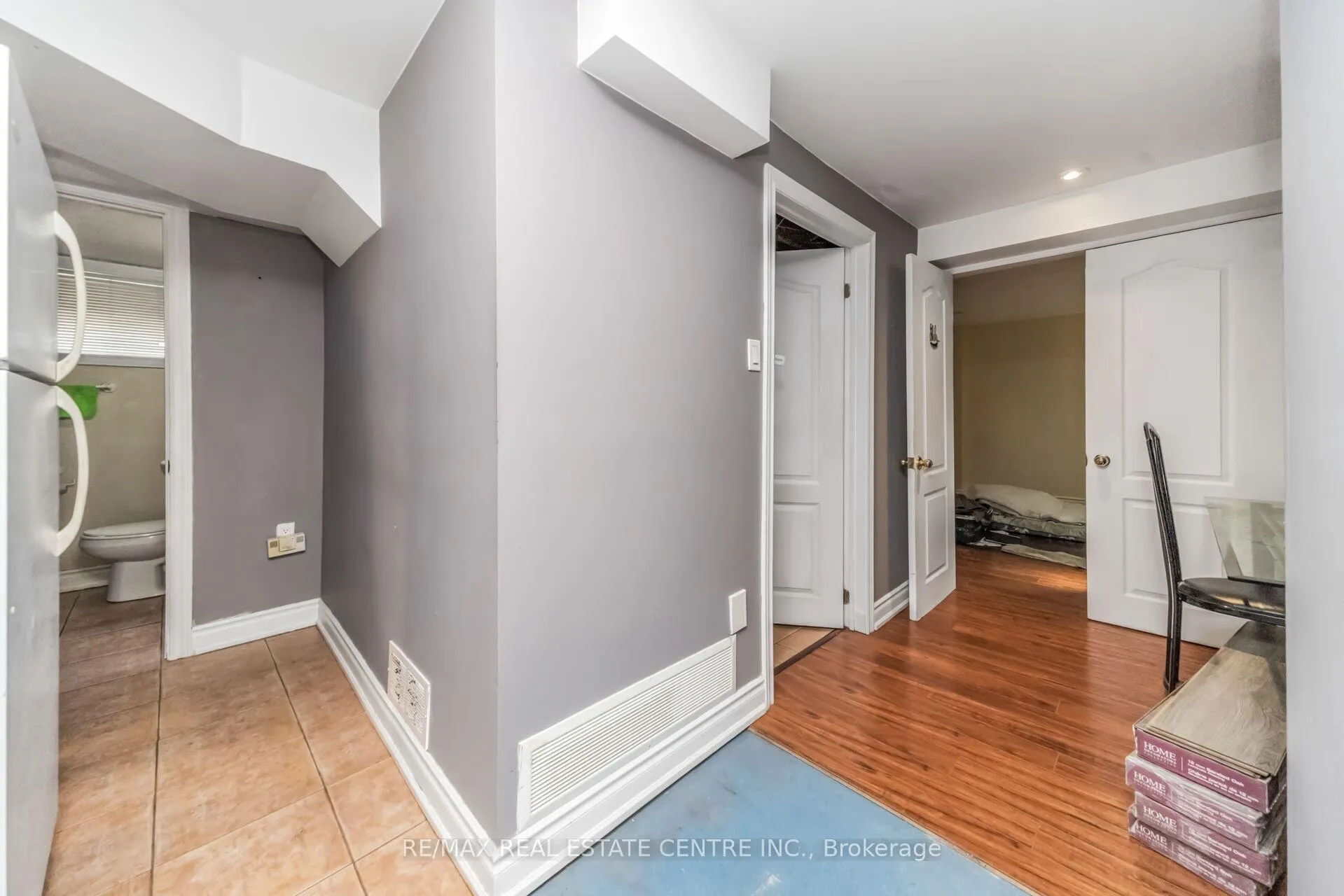 Photo 32 of 48 Horne Drive, Brampton, Brampton North — HOMEH