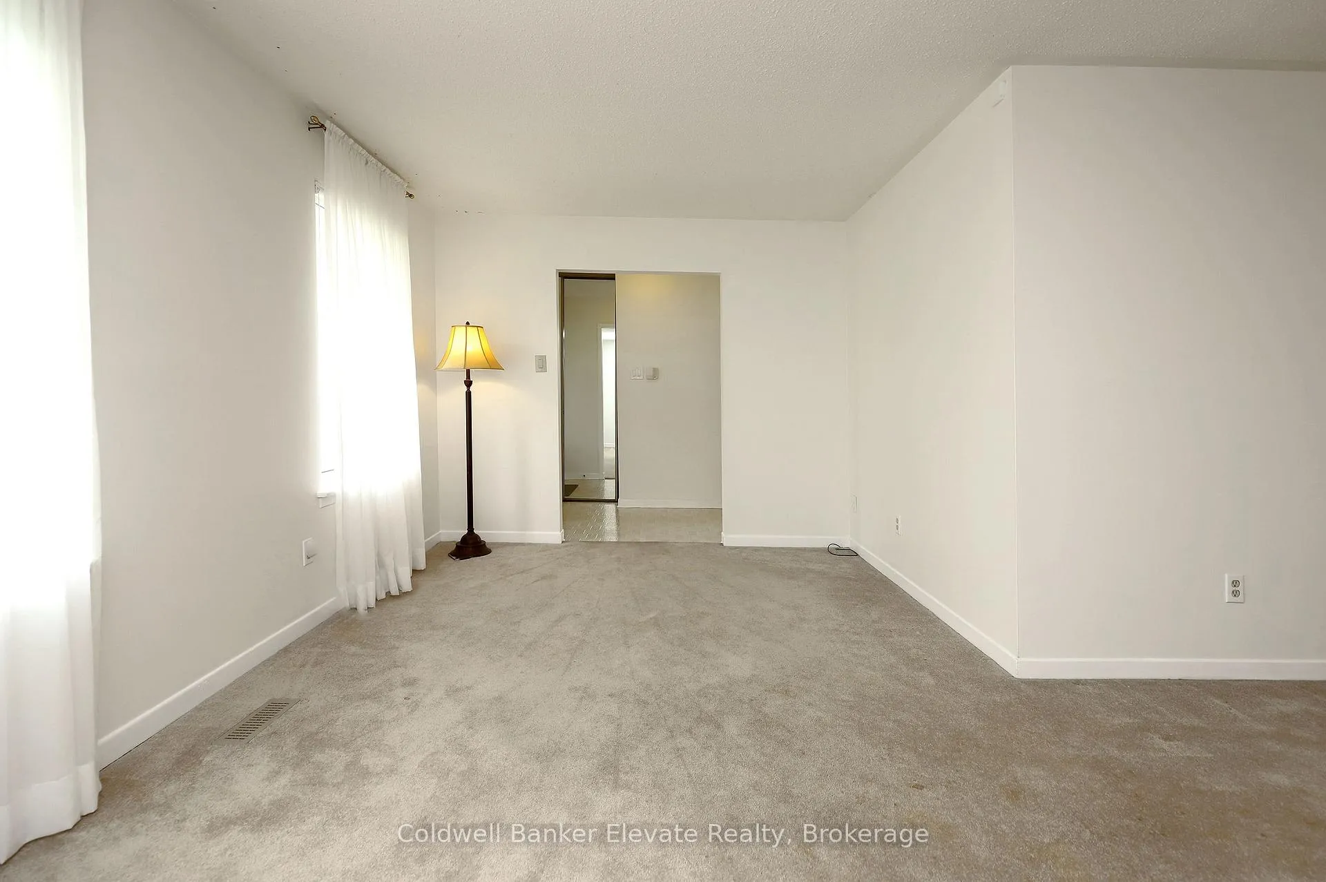 Photo 9 of 87 Mancroft Crescent, Brampton, Central Park — HOMEH