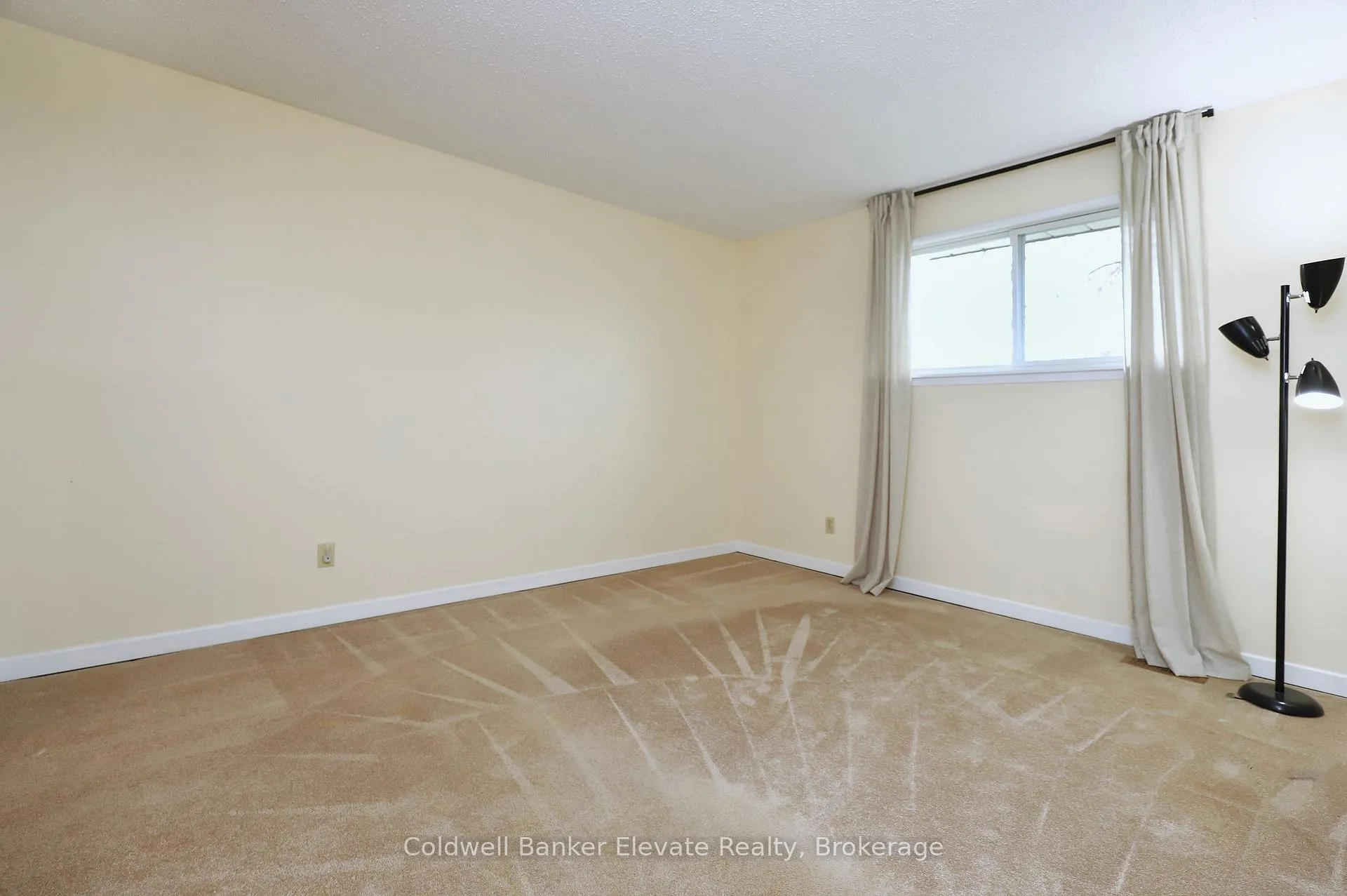 Photo 20 of 87 Mancroft Crescent, Brampton, Central Park — HOMEH