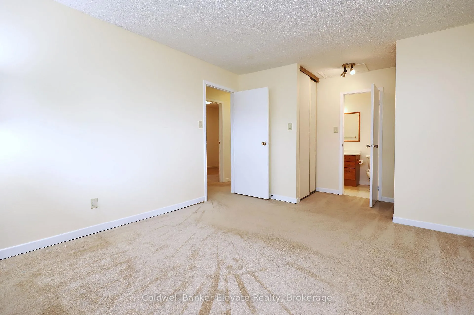Photo 21 of 87 Mancroft Crescent, Brampton, Central Park — HOMEH