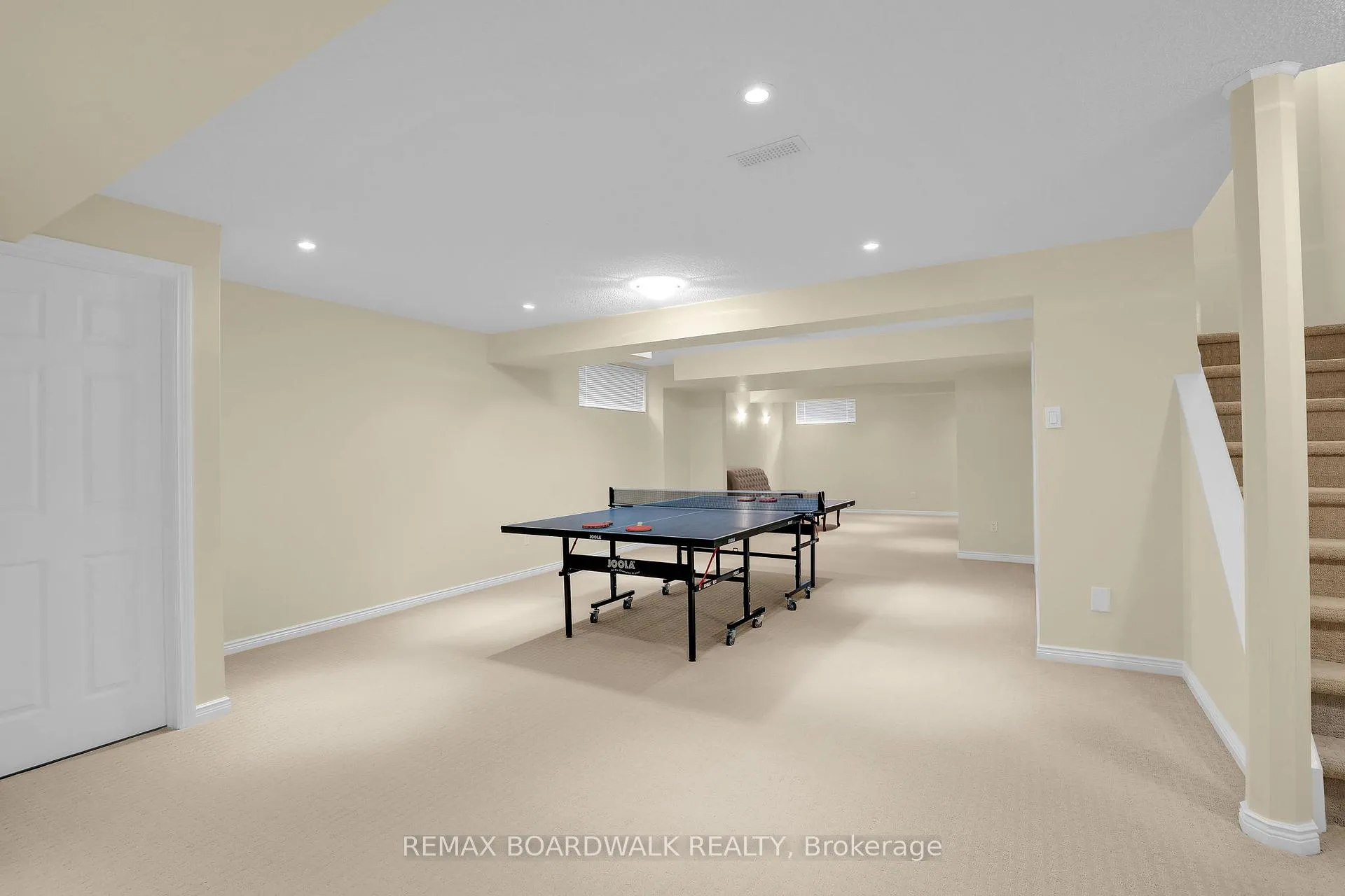 Photo 4 of 82 Upney Drive, Ottawa, Barrhaven - Longfields — HOMEH