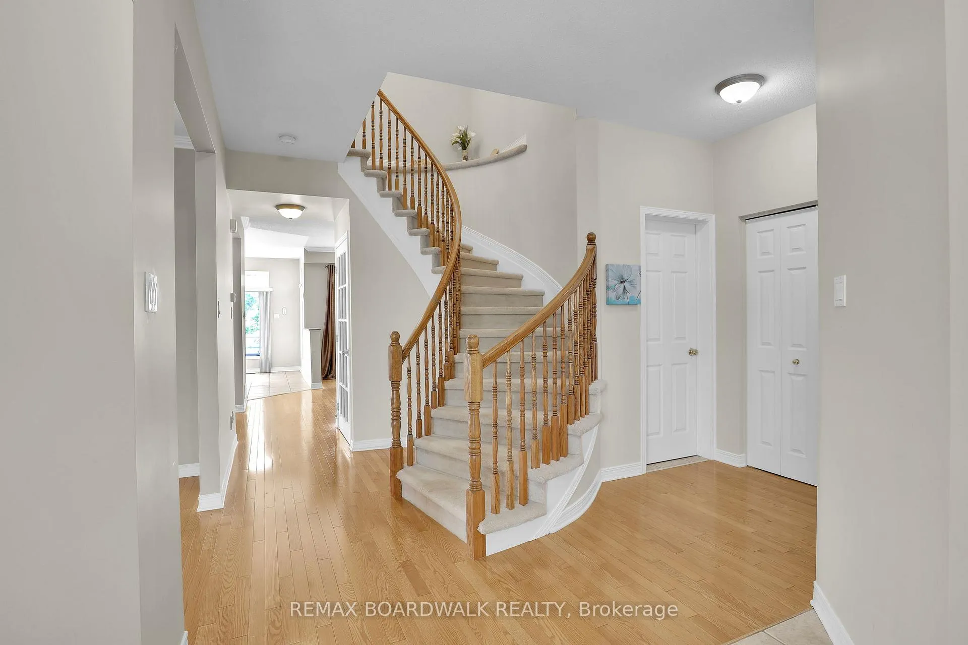 Photo 9 of 82 Upney Drive, Ottawa, Barrhaven - Longfields — HOMEH