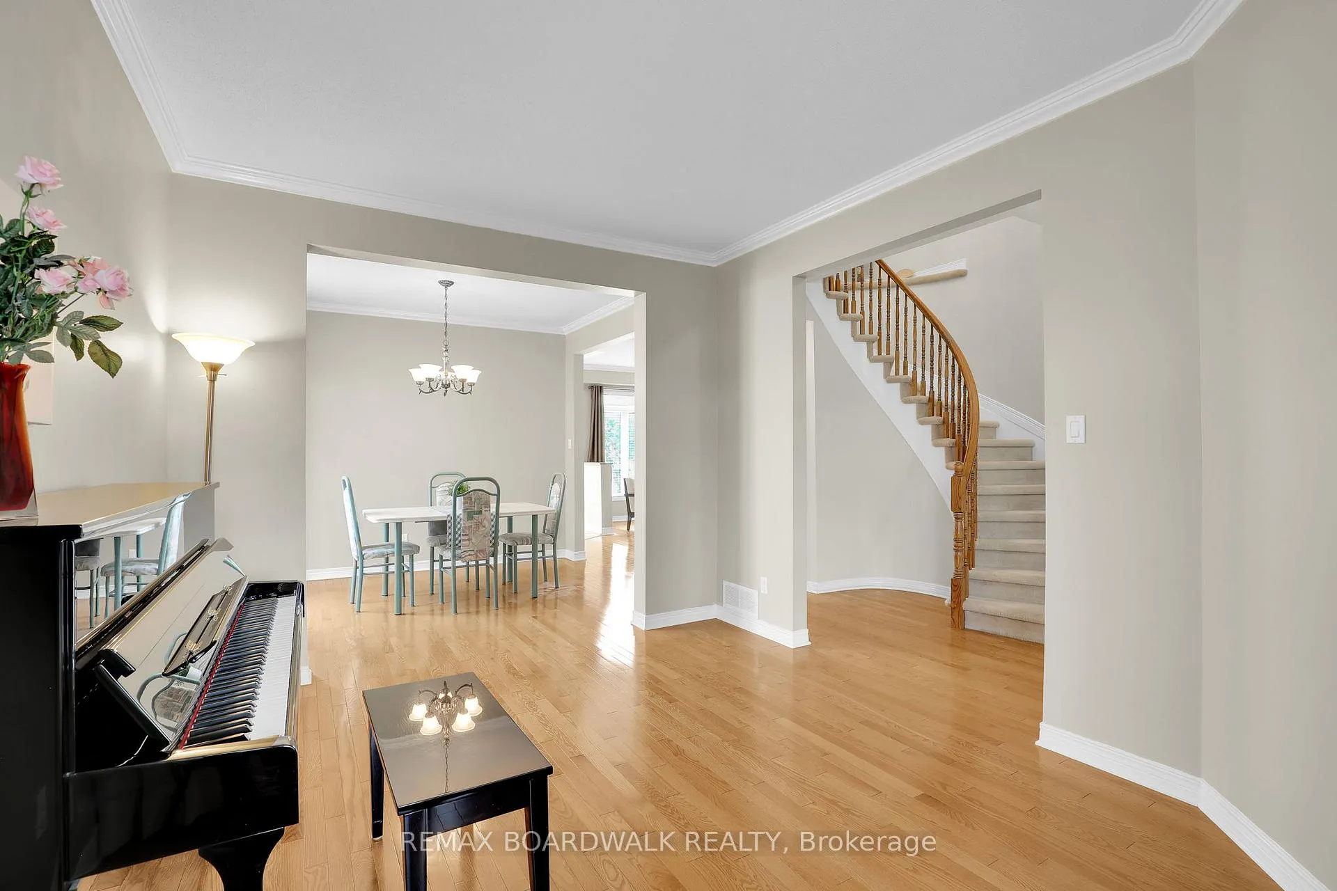 Photo 13 of 82 Upney Drive, Ottawa, Barrhaven - Longfields — HOMEH