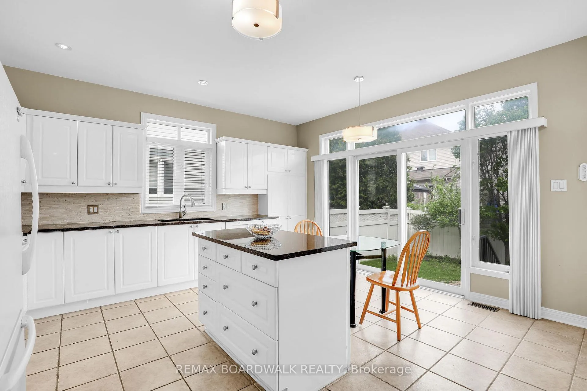 Photo 17 of 82 Upney Drive, Ottawa, Barrhaven - Longfields — HOMEH