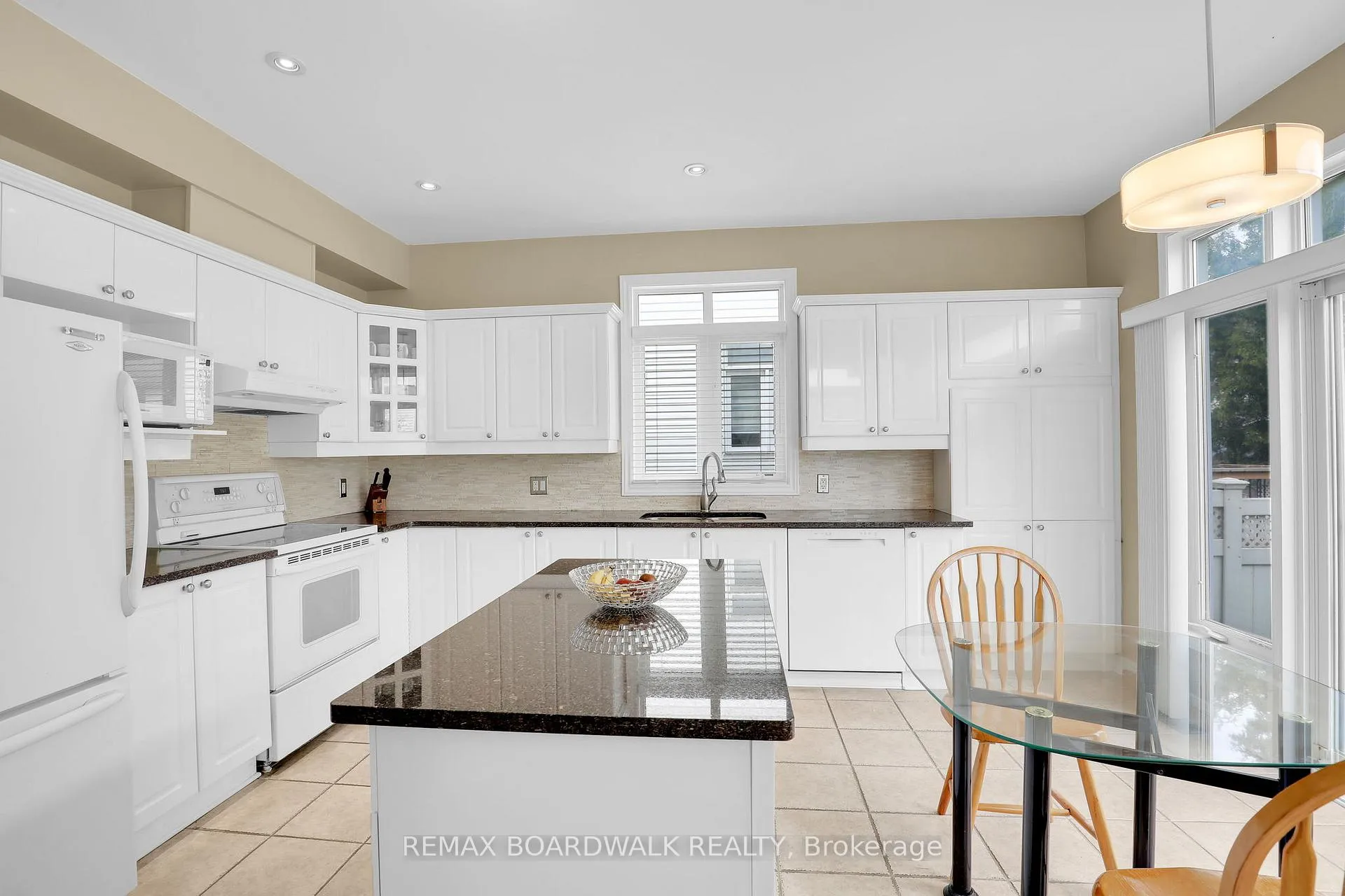 Photo 18 of 82 Upney Drive, Ottawa, Barrhaven - Longfields — HOMEH