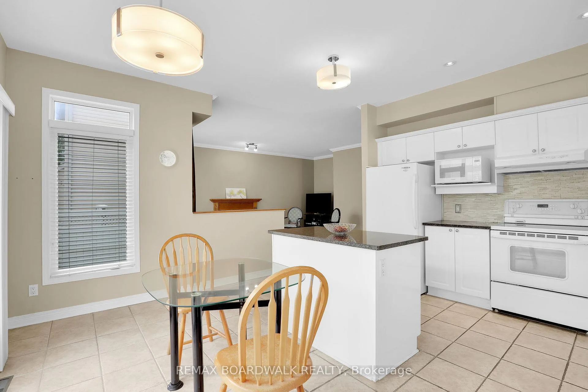 Photo 19 of 82 Upney Drive, Ottawa, Barrhaven - Longfields — HOMEH