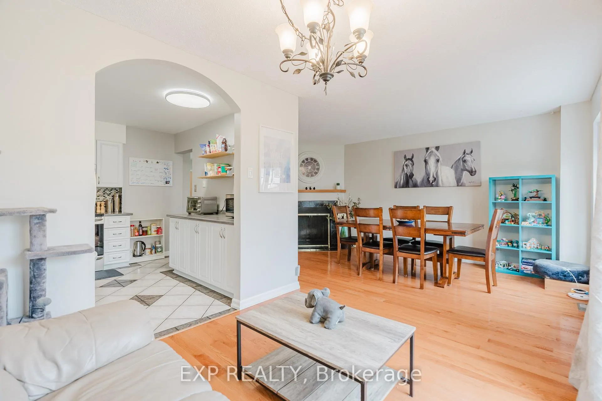 Photo 13 of 378 Valade Crescent, Ottawa, Fallingbrook/Pineridge — HOMEH