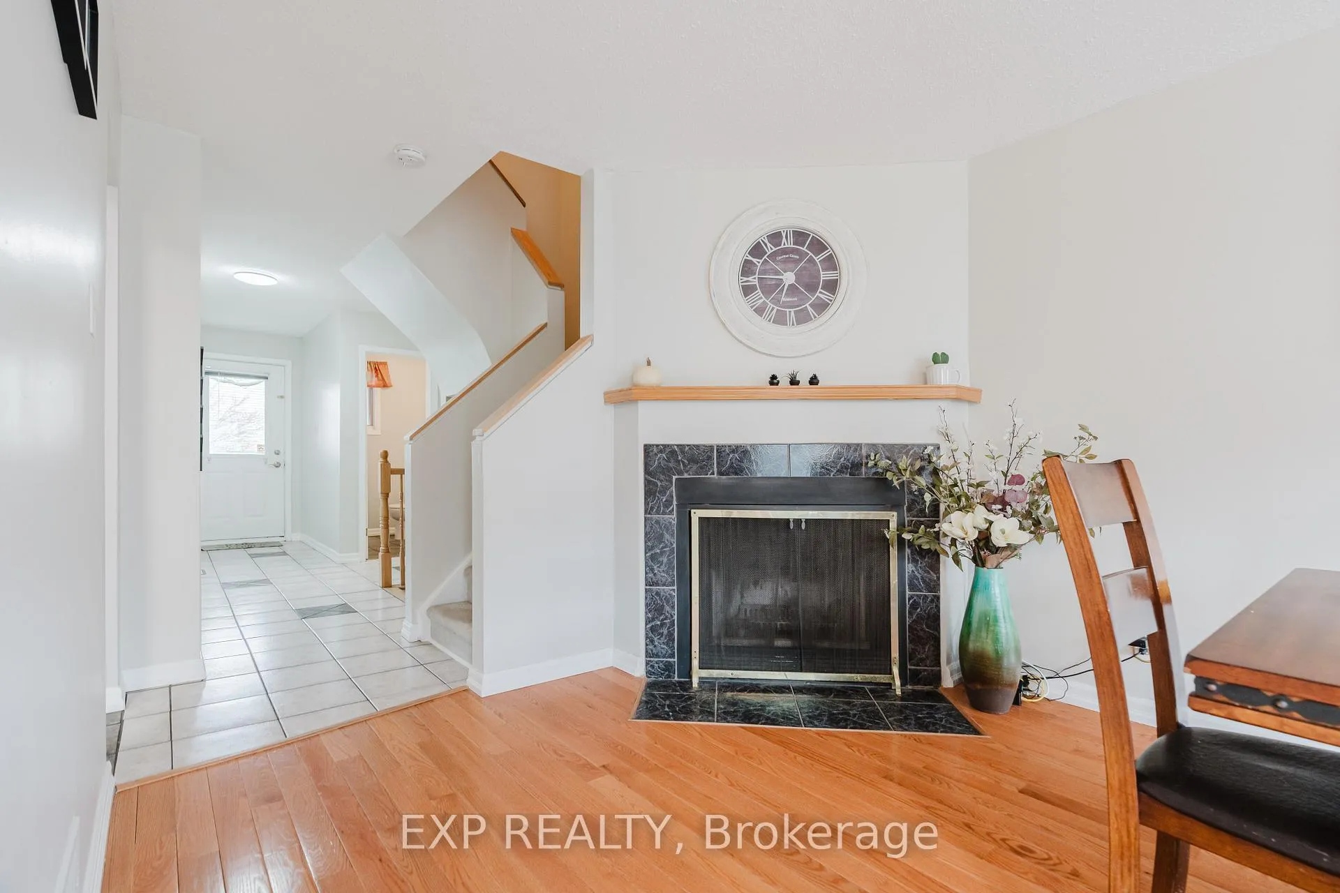 Photo 18 of 378 Valade Crescent, Ottawa, Fallingbrook/Pineridge — HOMEH