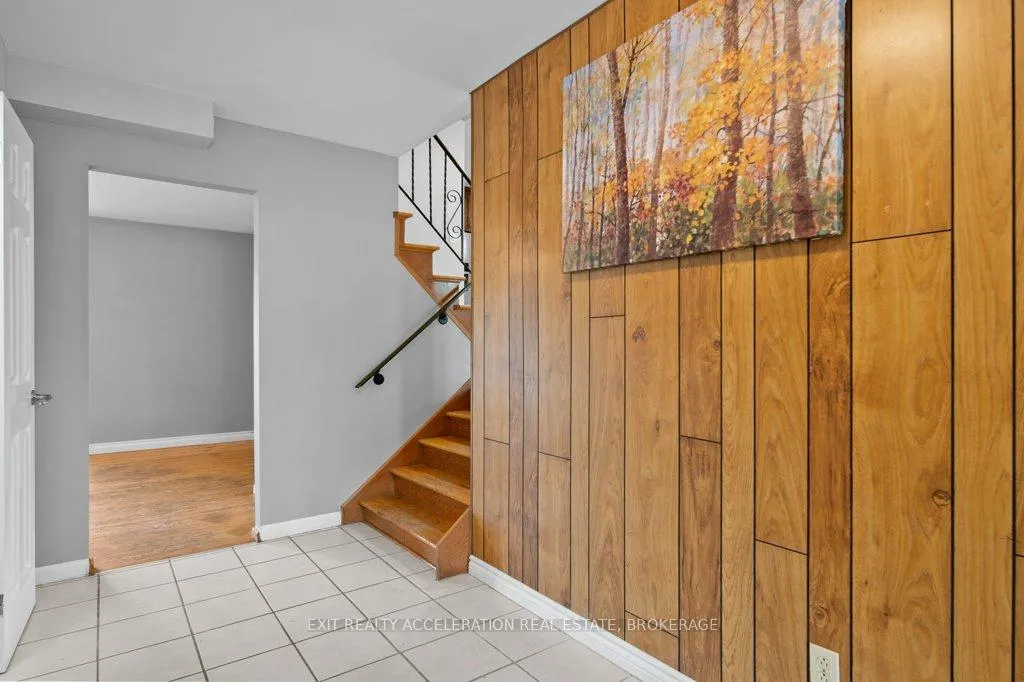 Photo 4 of 281 Smith Crescent, Greater Napanee — HOMEH