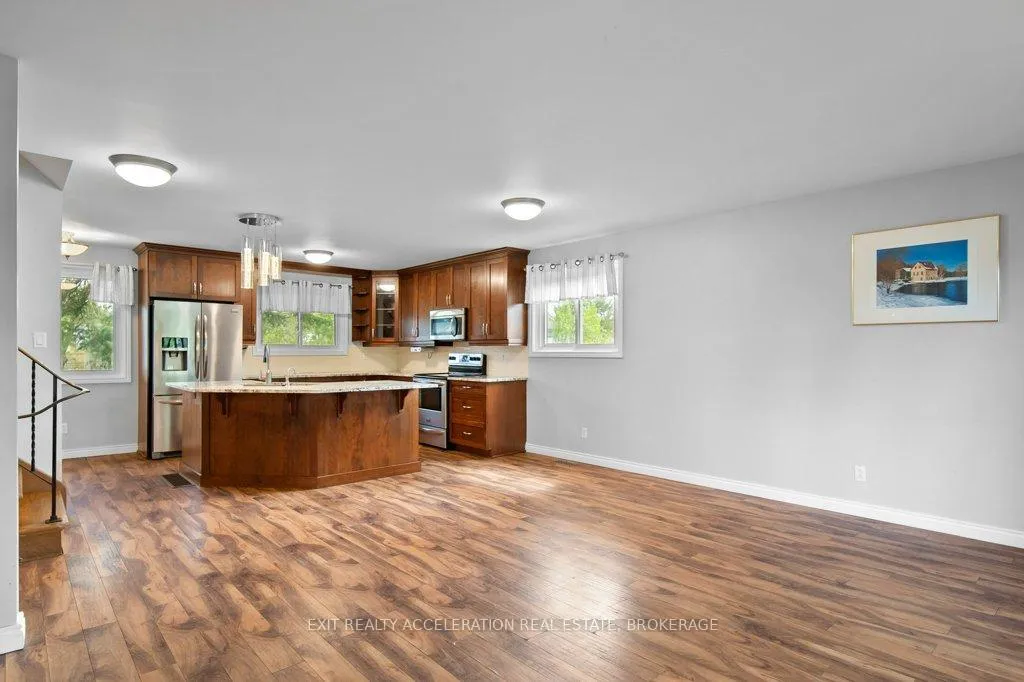 Photo 12 of 281 Smith Crescent, Greater Napanee — HOMEH
