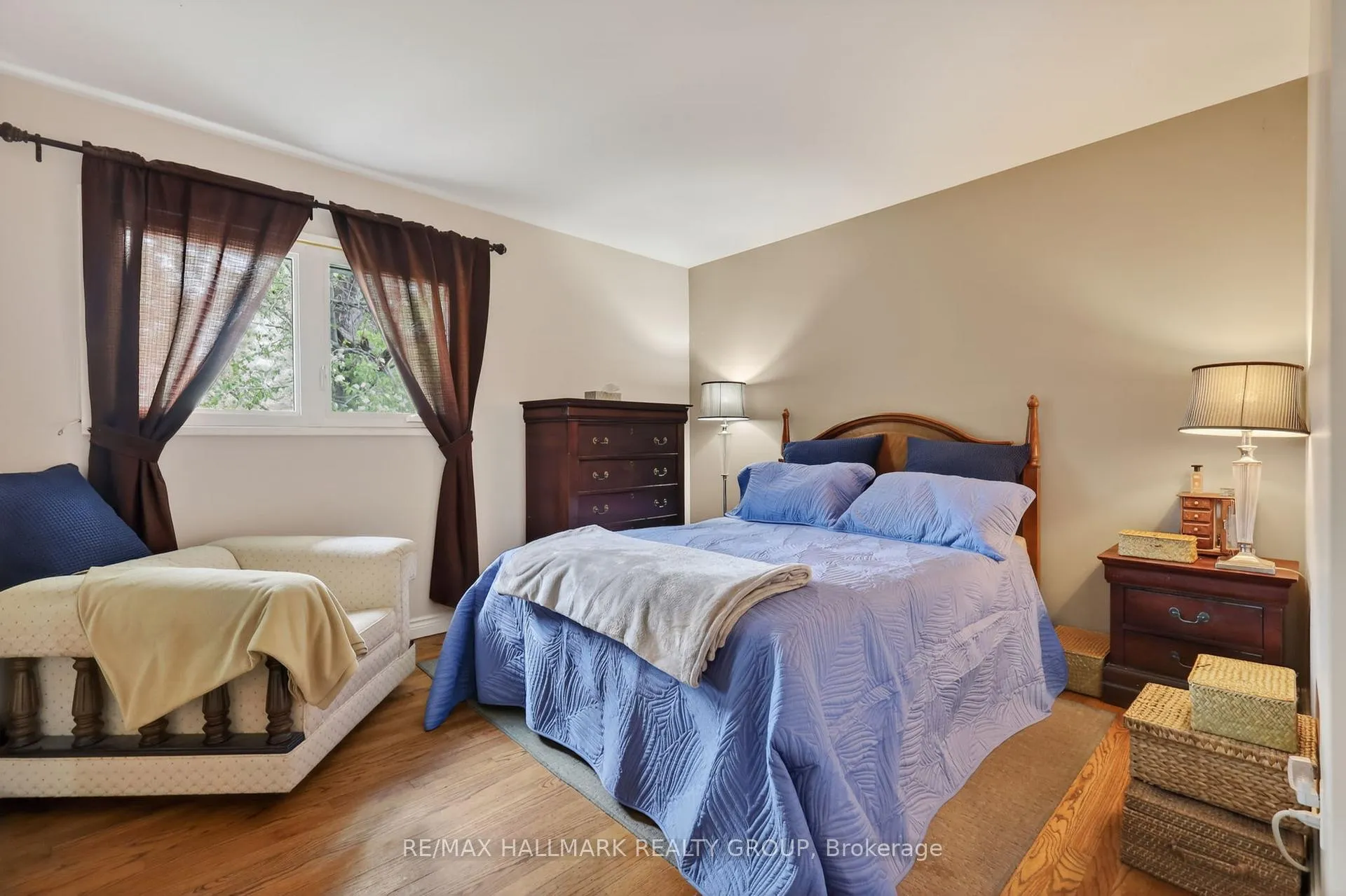 Photo 19 of 1317 Avenue Q, Ottawa, Eastway Gardens/Industrial Park — HOMEH