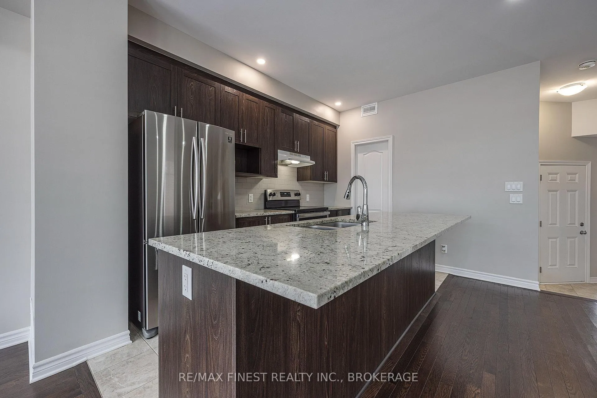 Photo 8 of 1113 Barrow Avenue, Kingston, East Gardiners Rd — HOMEH