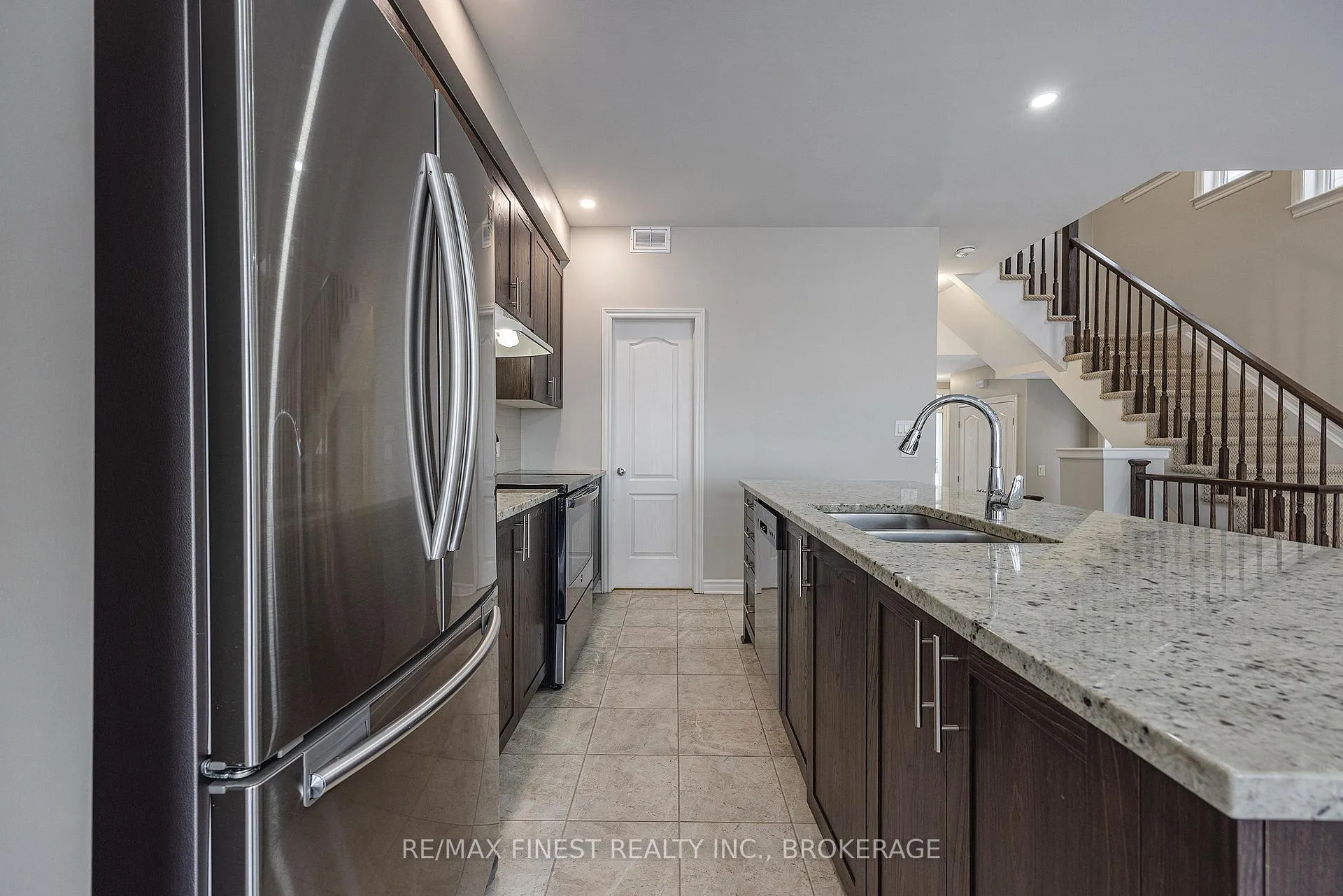 Photo 9 of 1113 Barrow Avenue, Kingston, East Gardiners Rd — HOMEH