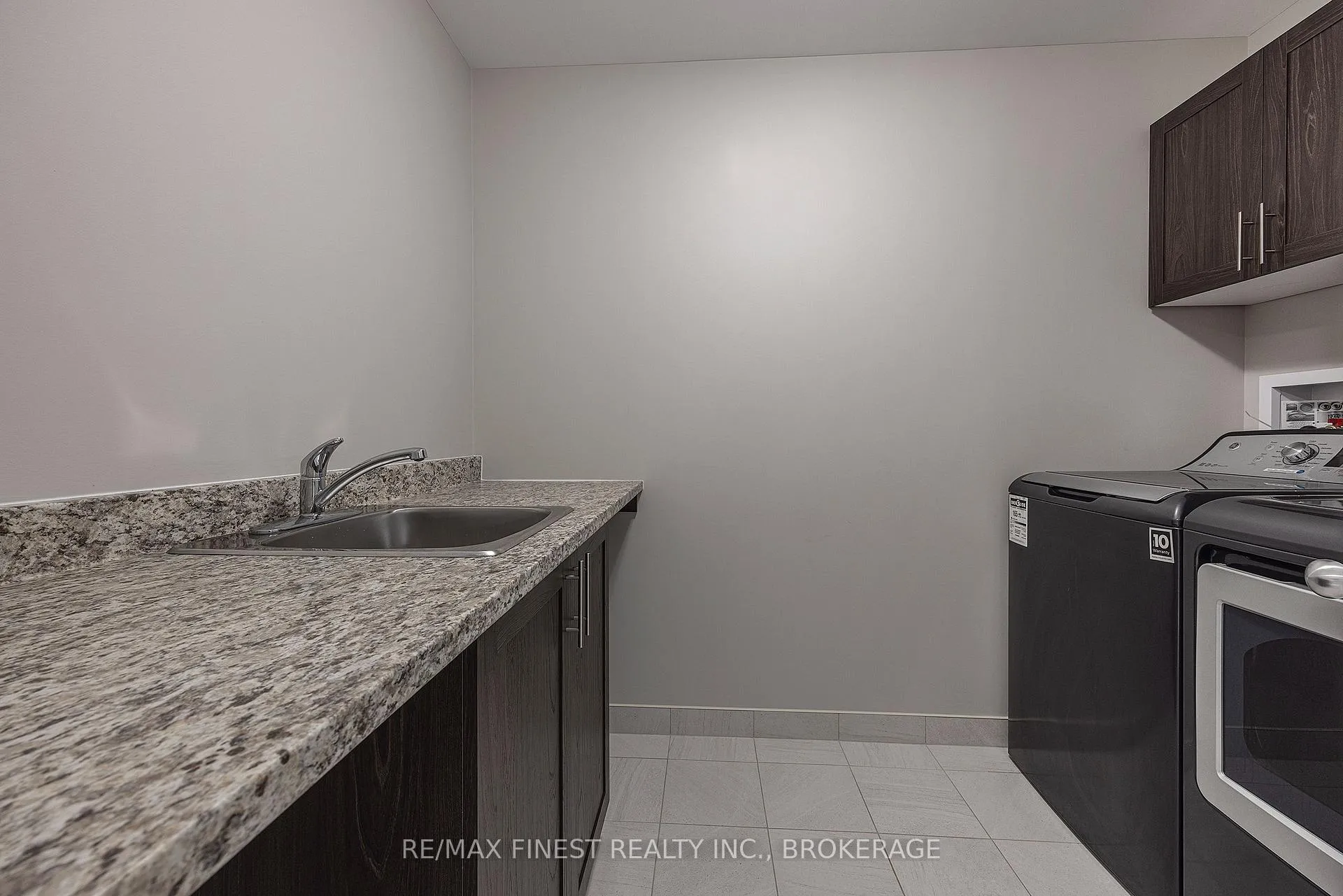 Photo 38 of 1113 Barrow Avenue, Kingston, East Gardiners Rd — HOMEH