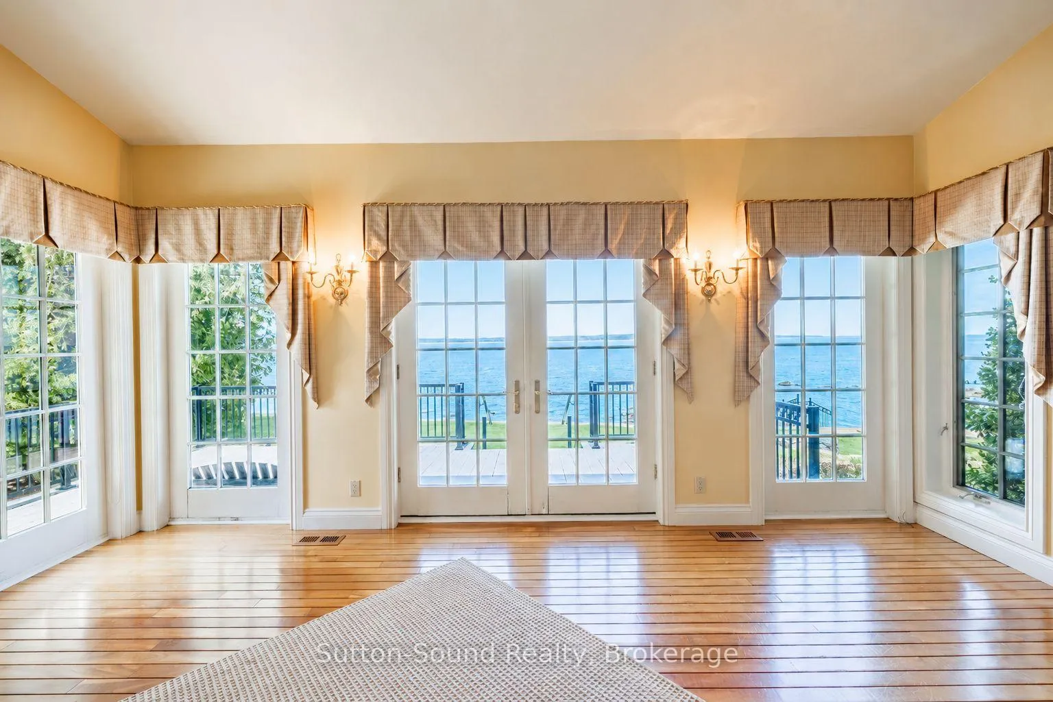 Photo 11 of 148 Rainbow Beach Road, Meaford — HOMEH