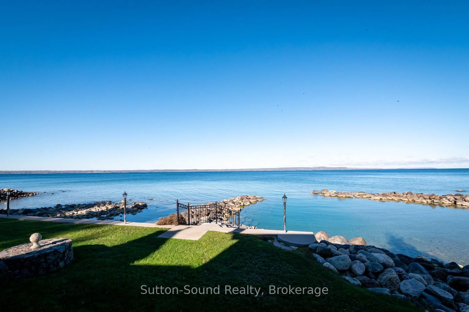 Photo 3 of 148 Rainbow Beach Road, Meaford — HOMEH
