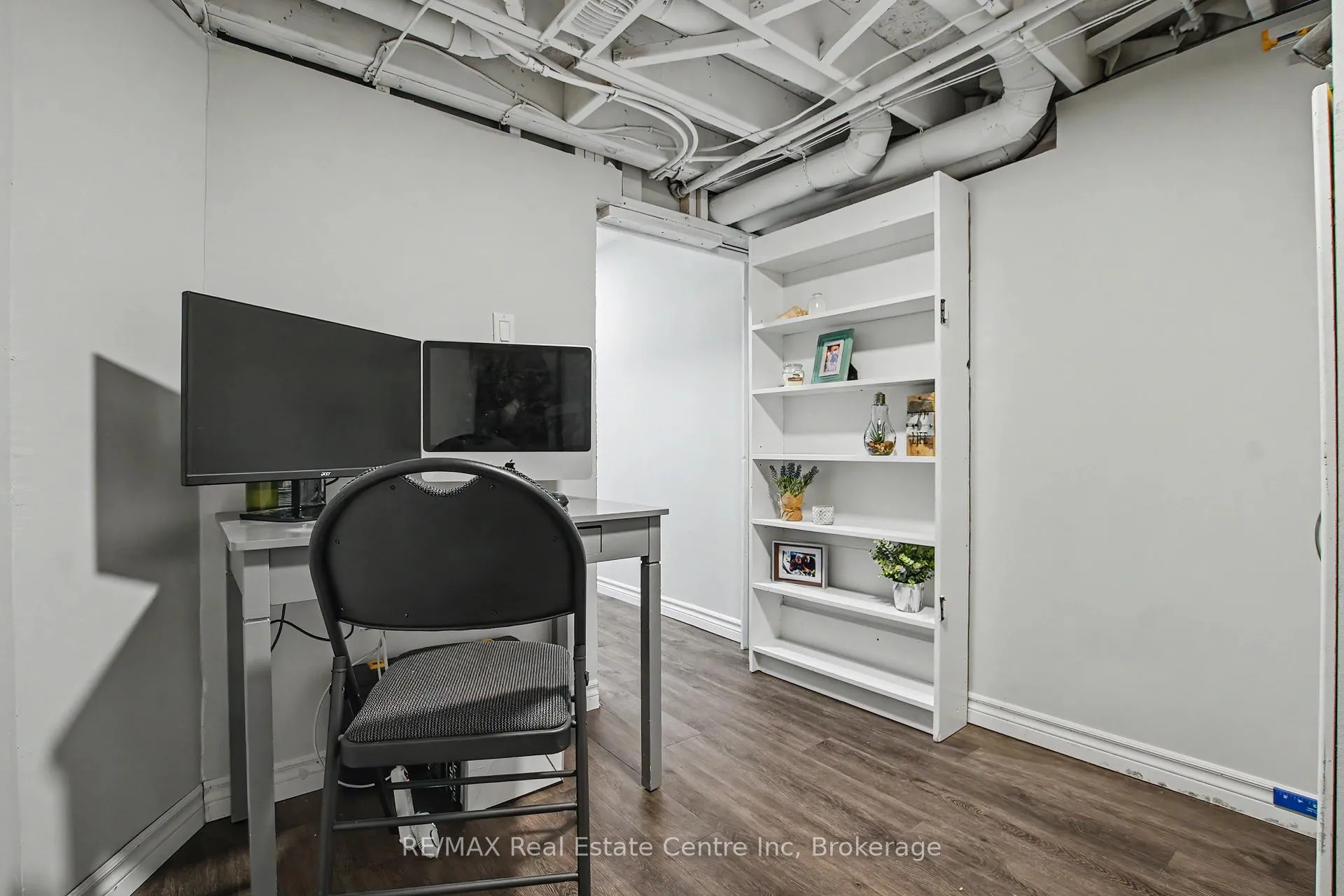 Photo 21 of 58 Curzon Crescent, Guelph, Willow West/Sugarbush/West Acres — HOMEH