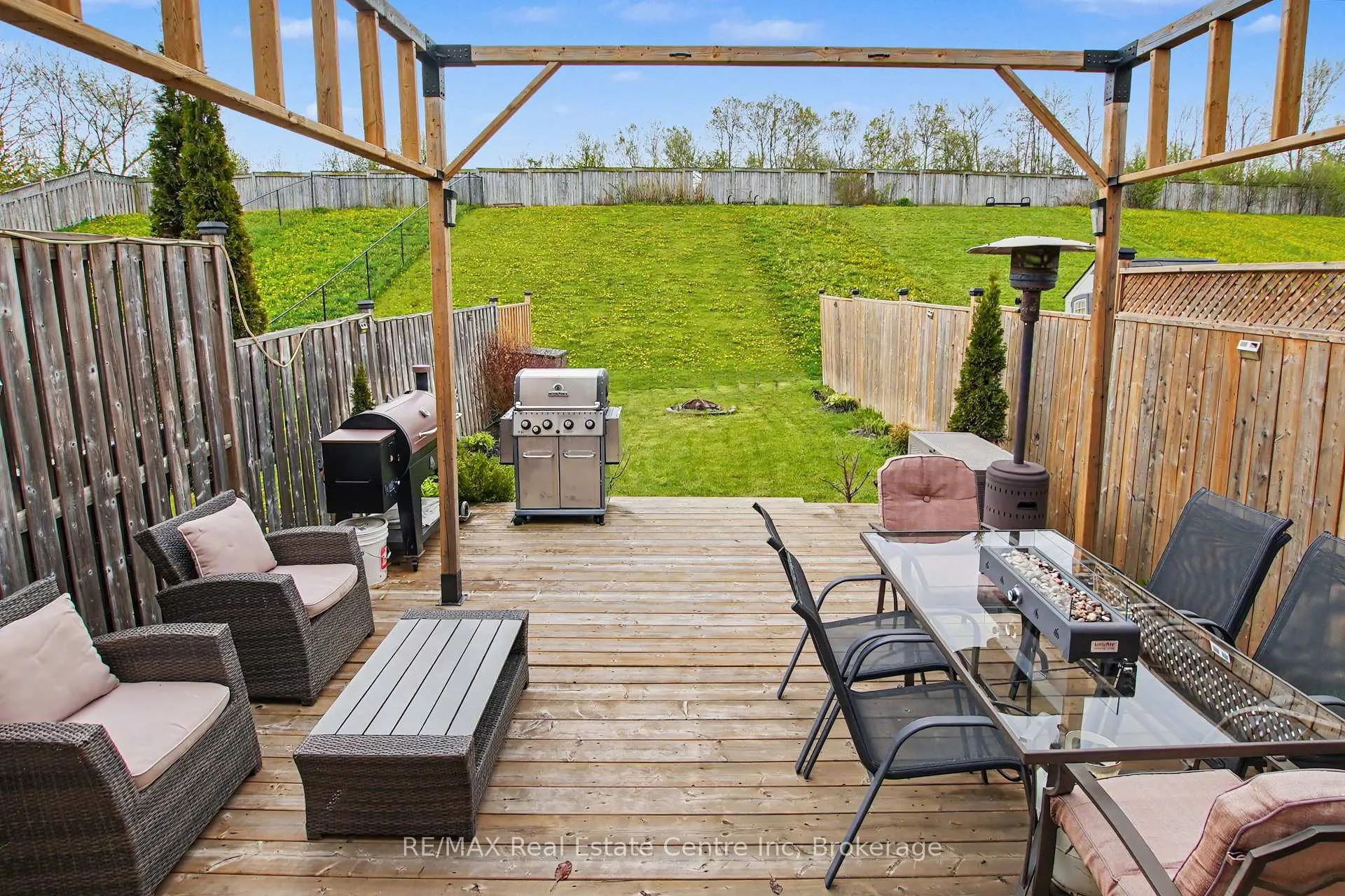 Photo 23 of 58 Curzon Crescent, Guelph, Willow West/Sugarbush/West Acres — HOMEH