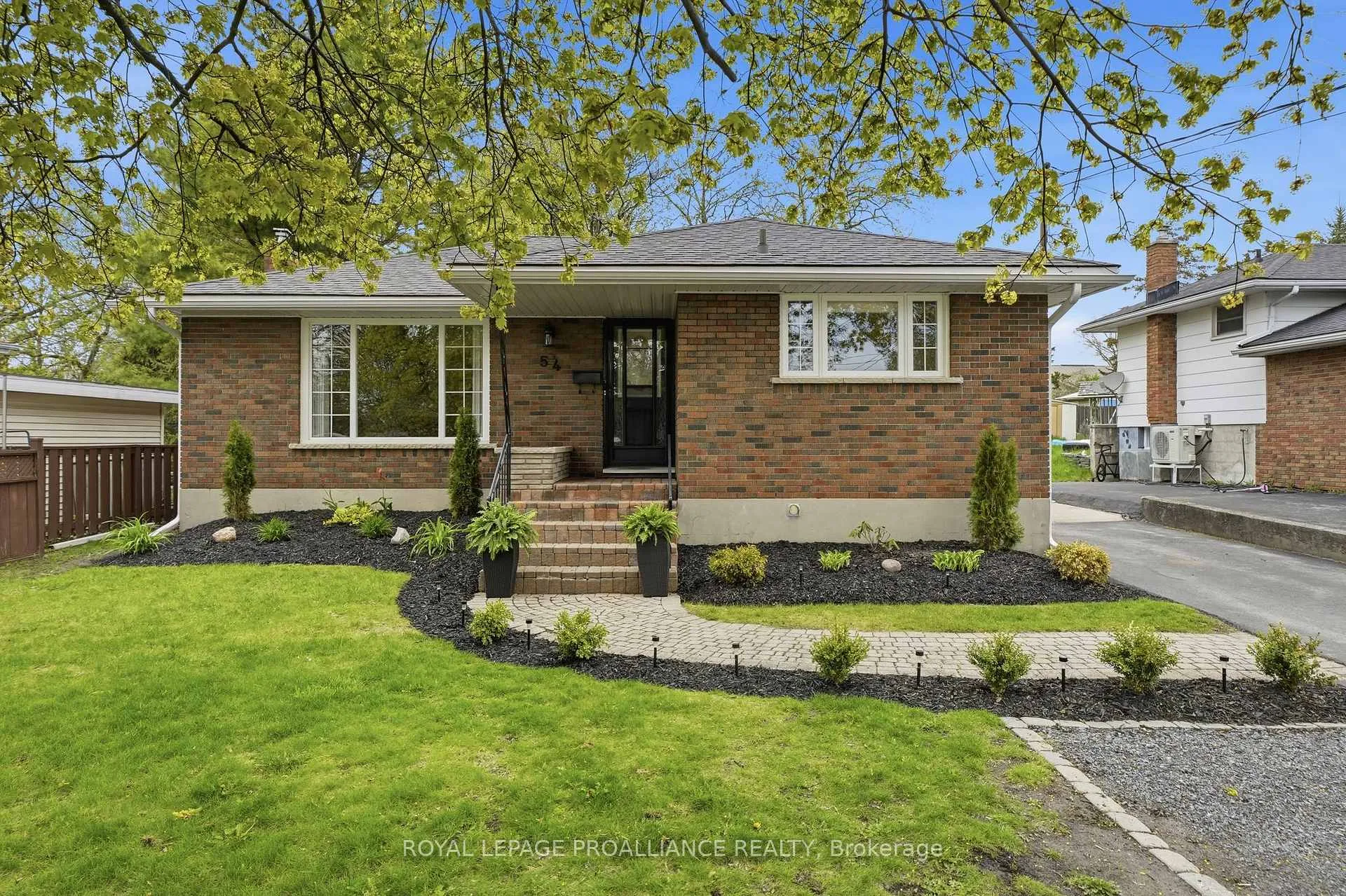Photo 1 of 54 Craig Street, Belleville, Belleville Ward — HOMEH