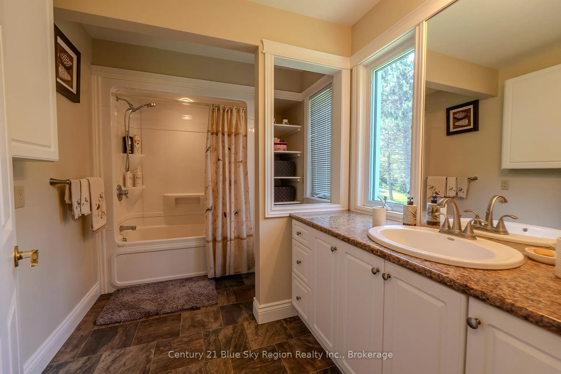 Photo 31 of 353 Macpherson Drive, East Ferris — HOMEH