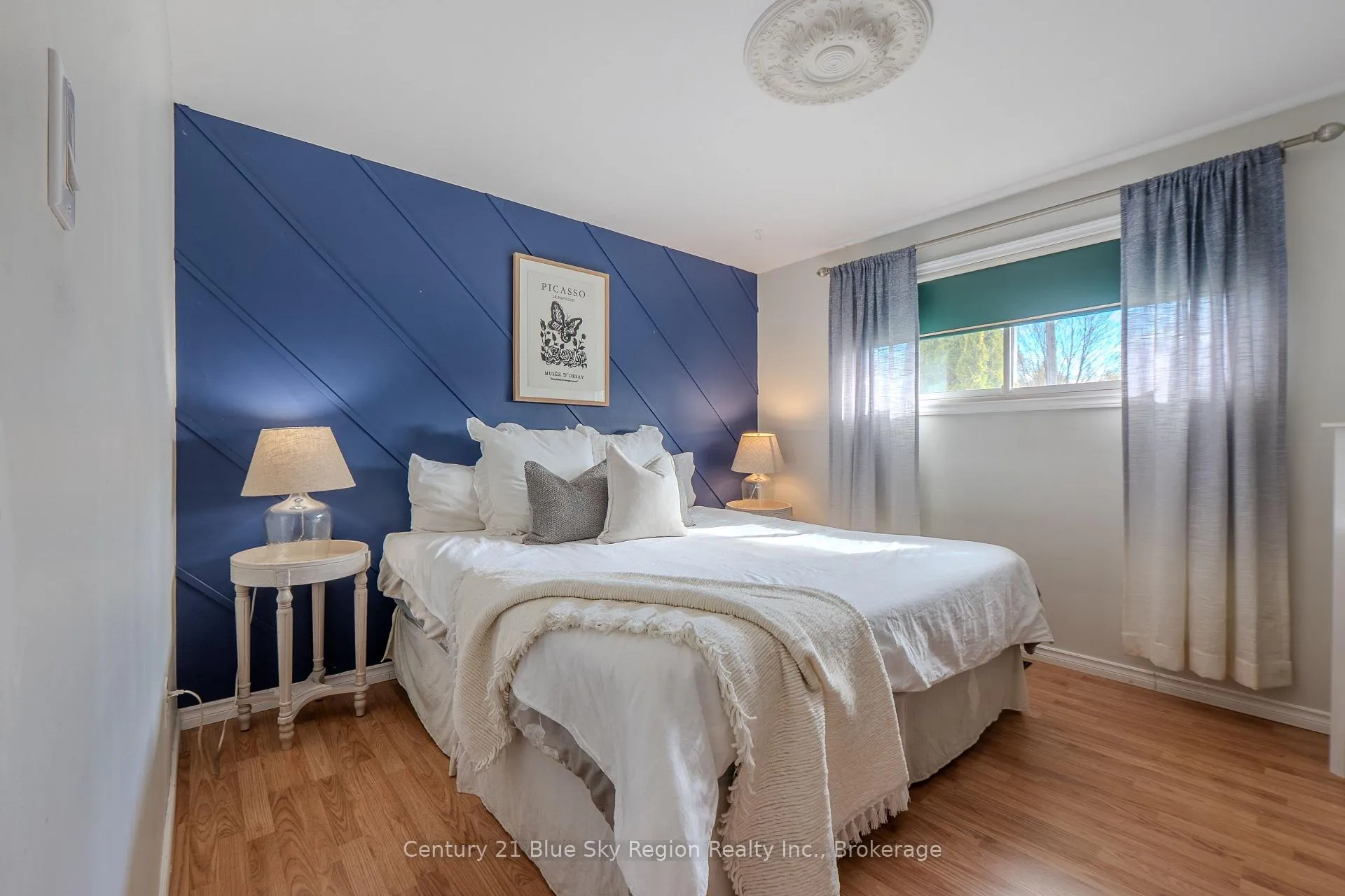 Photo 16 of 19 Marshall Park Drive, North Bay, Ferris — HOMEH