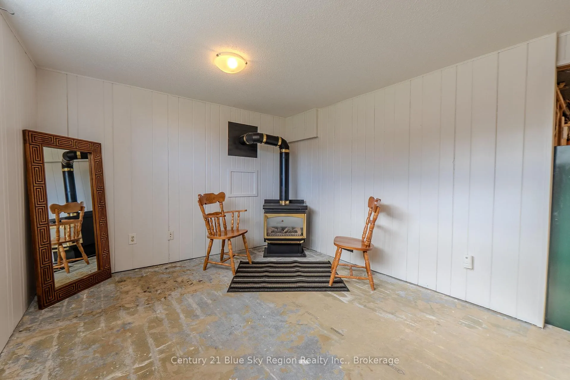 Photo 24 of 19 Marshall Park Drive, North Bay, Ferris — HOMEH