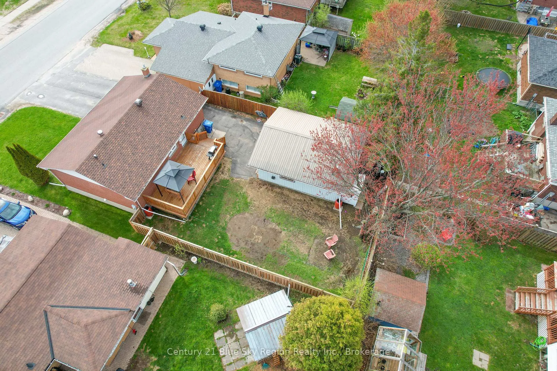 Photo 38 of 19 Marshall Park Drive, North Bay, Ferris — HOMEH