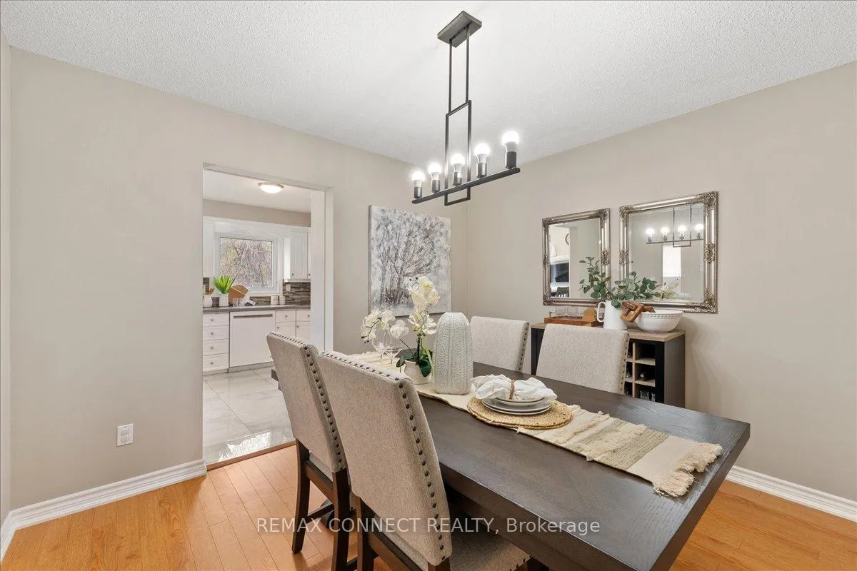 Photo 5 of 112 Londonderry Street, Oshawa, Vanier — HOMEH