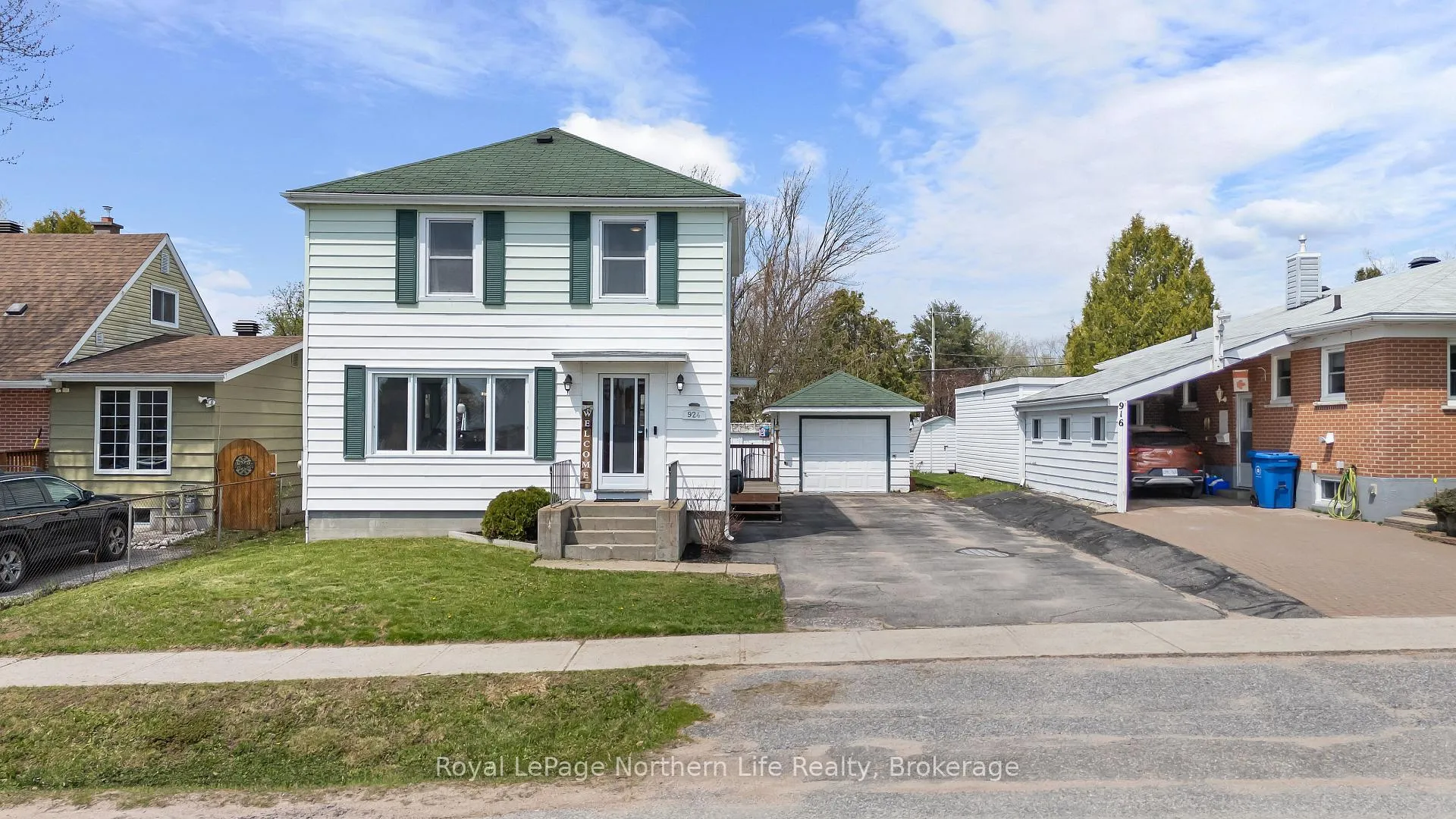 Front of 924 Reynolds Street