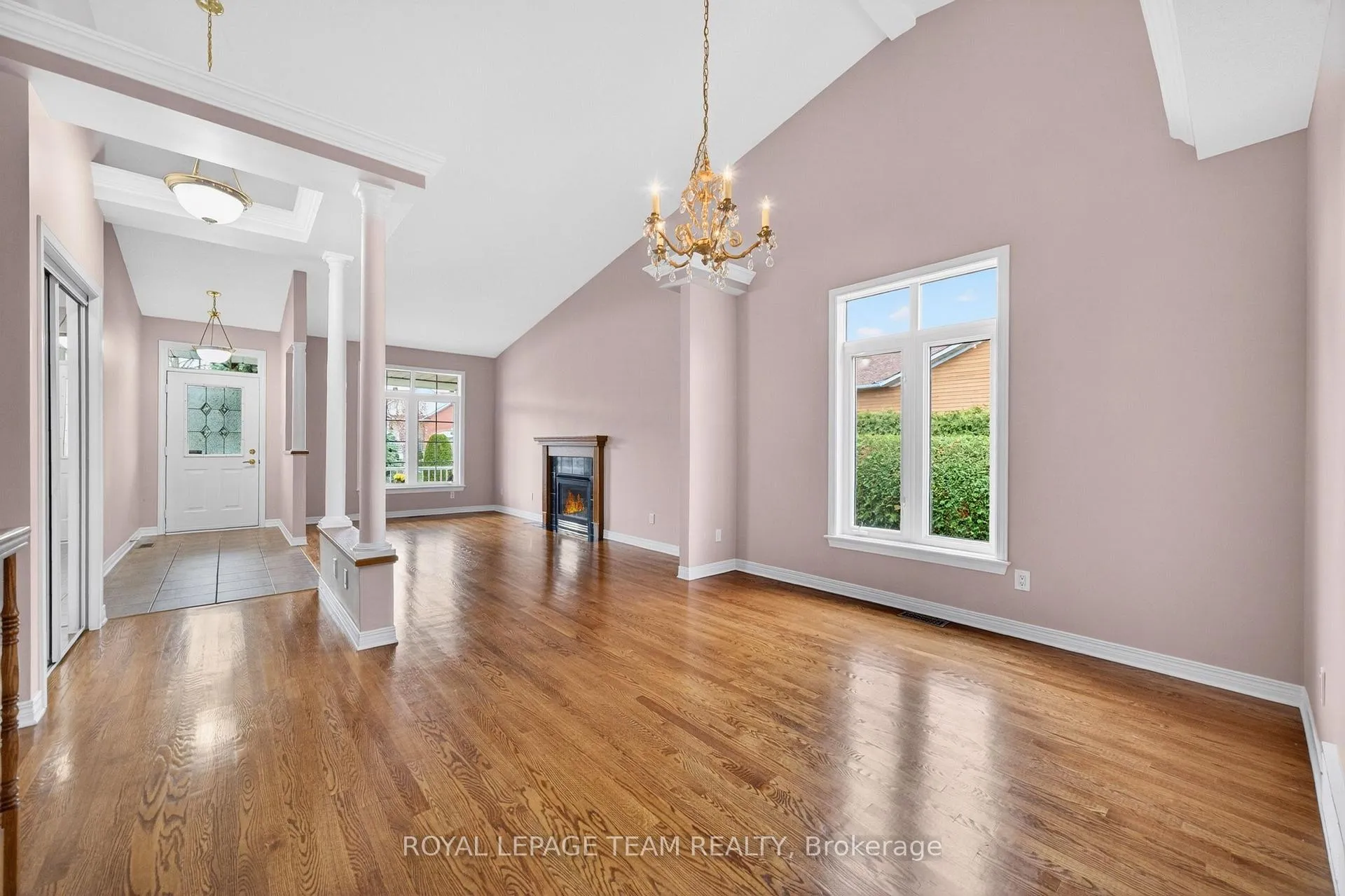 Photo 10 of 93 Sable Run Drive, Ottawa, Stittsville (Central) — HOMEH