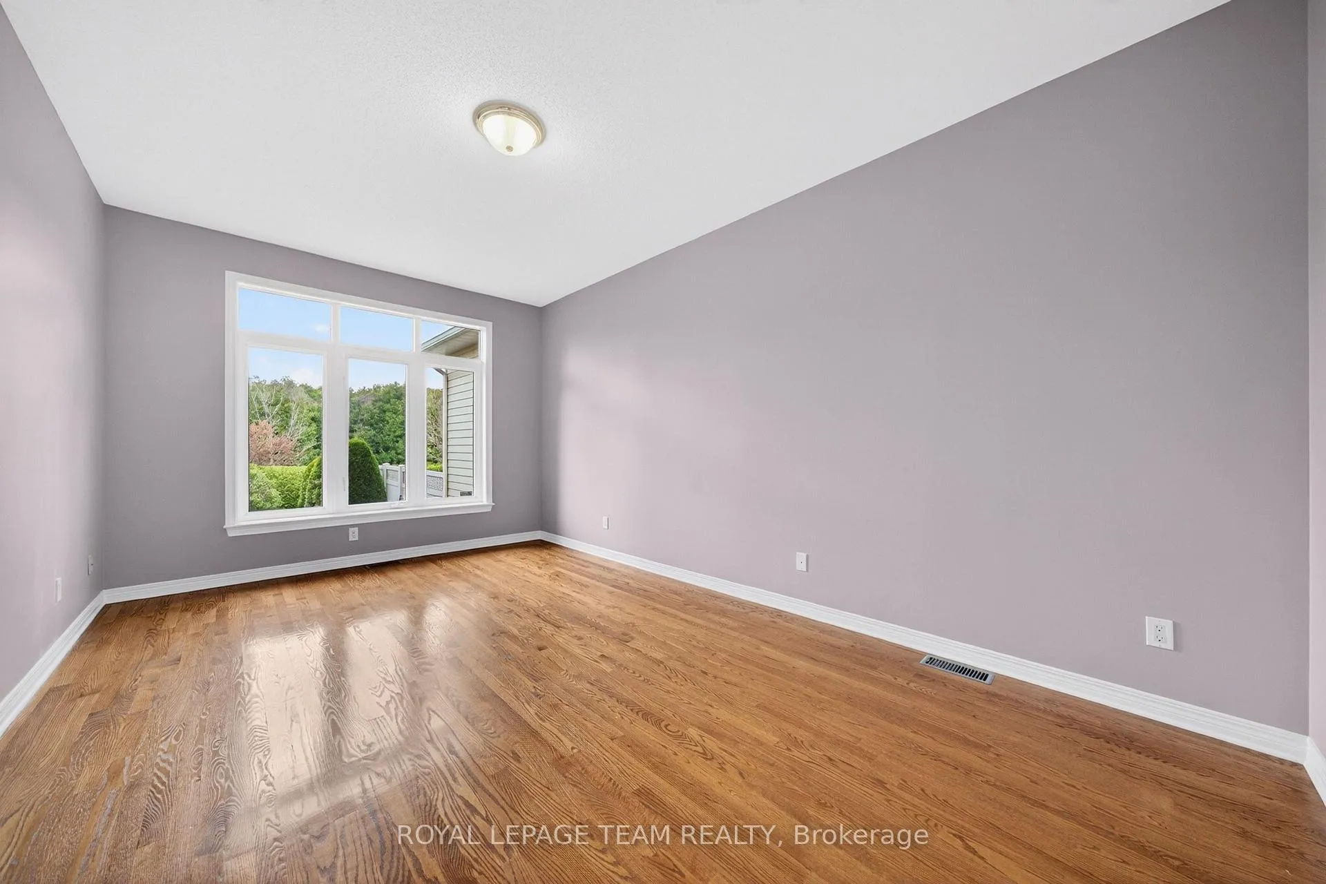 Photo 23 of 93 Sable Run Drive, Ottawa, Stittsville (Central) — HOMEH
