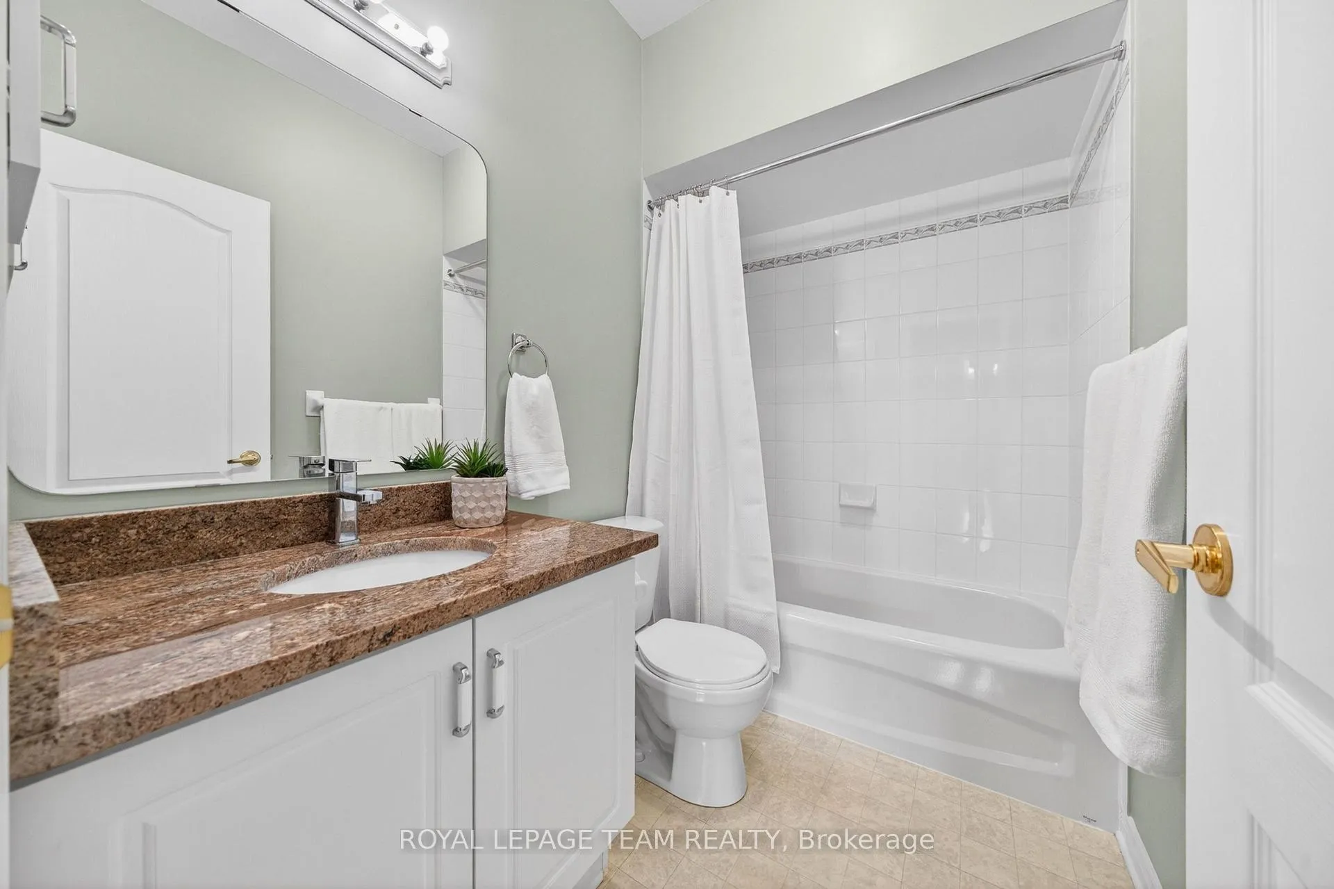 Photo 30 of 93 Sable Run Drive, Ottawa, Stittsville (Central) — HOMEH