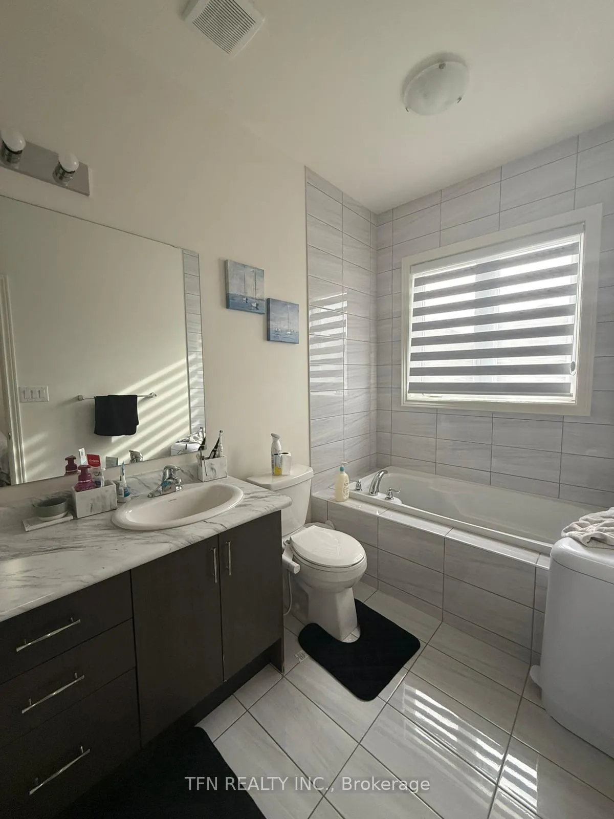 Photo 17 of 267 Great Falls Boulevard, Hamilton, Waterdown — HOMEH