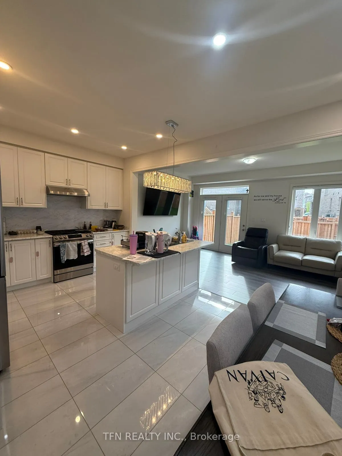 Photo 18 of 267 Great Falls Boulevard, Hamilton, Waterdown — HOMEH