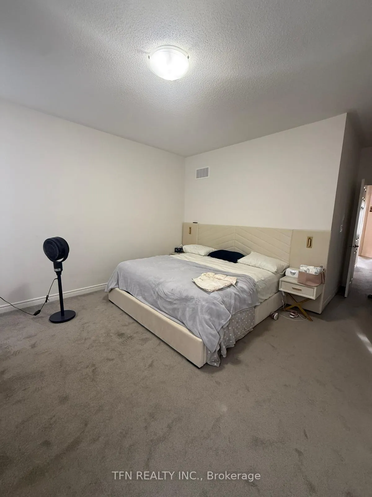 Photo 33 of 267 Great Falls Boulevard, Hamilton, Waterdown — HOMEH