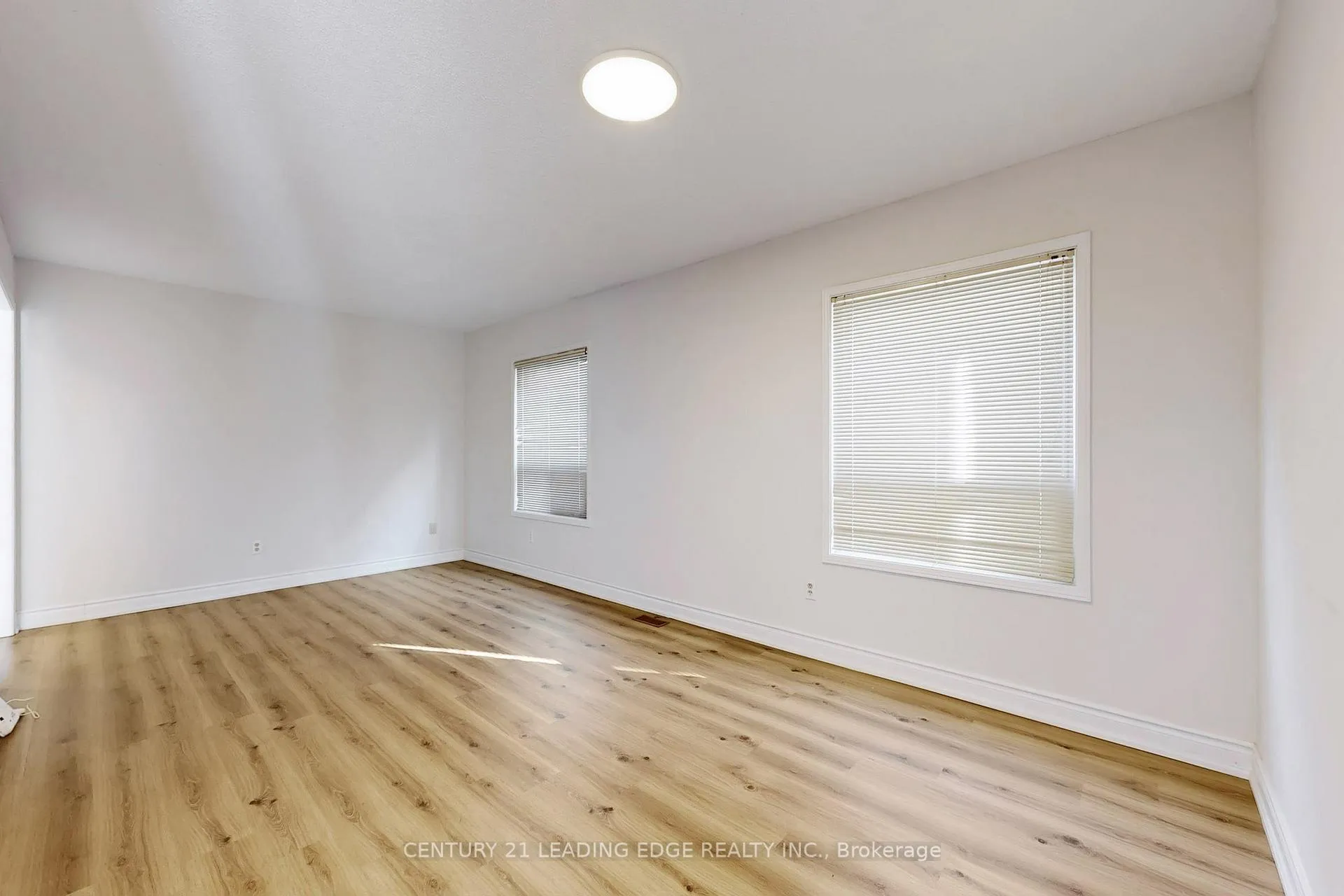 Photo 5 of Unit Main Floor, 107 Joycedale Street, Markham, Middlefield — HOMEH