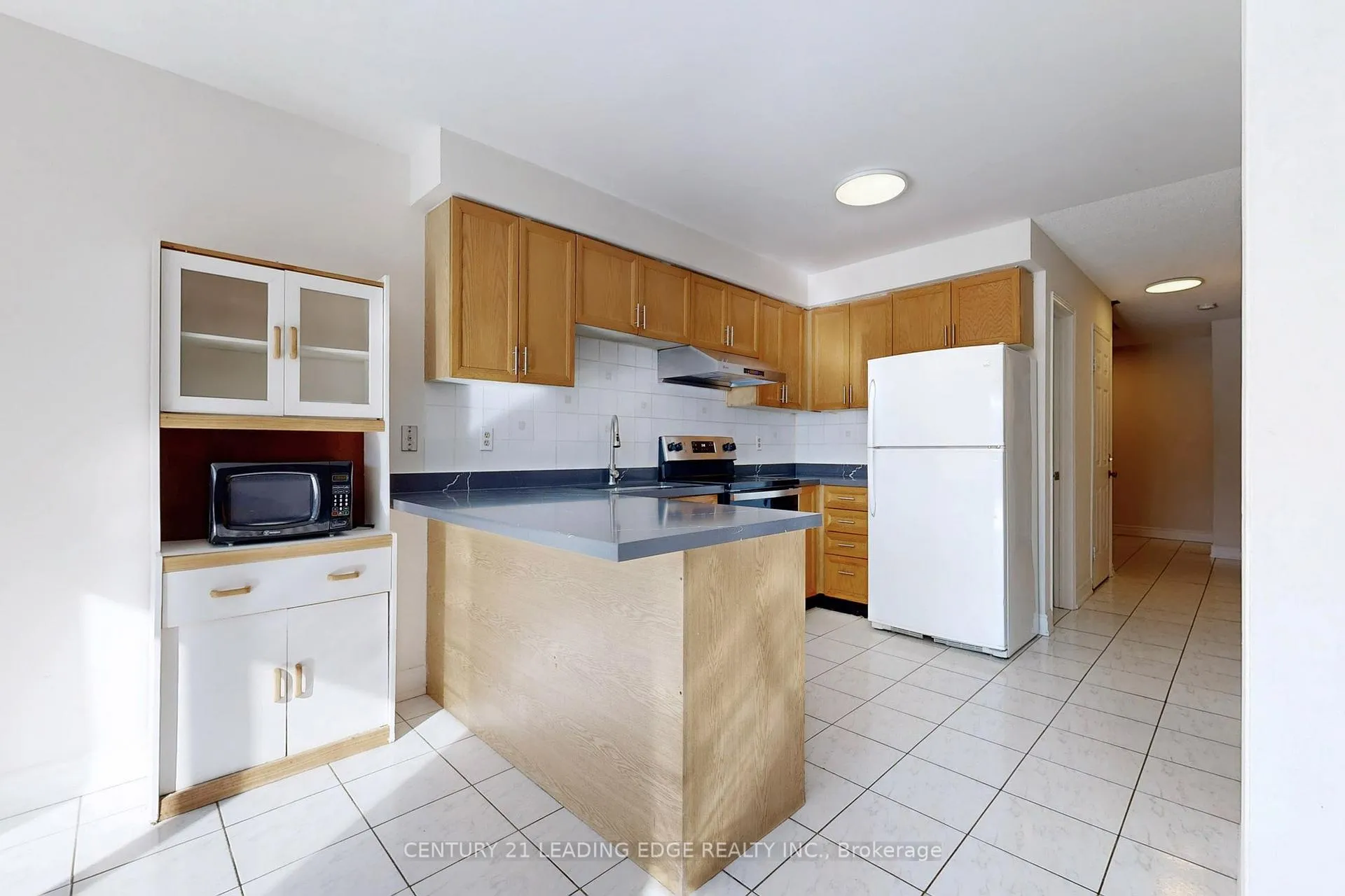 Photo 11 of Unit Main Floor, 107 Joycedale Street, Markham, Middlefield — HOMEH