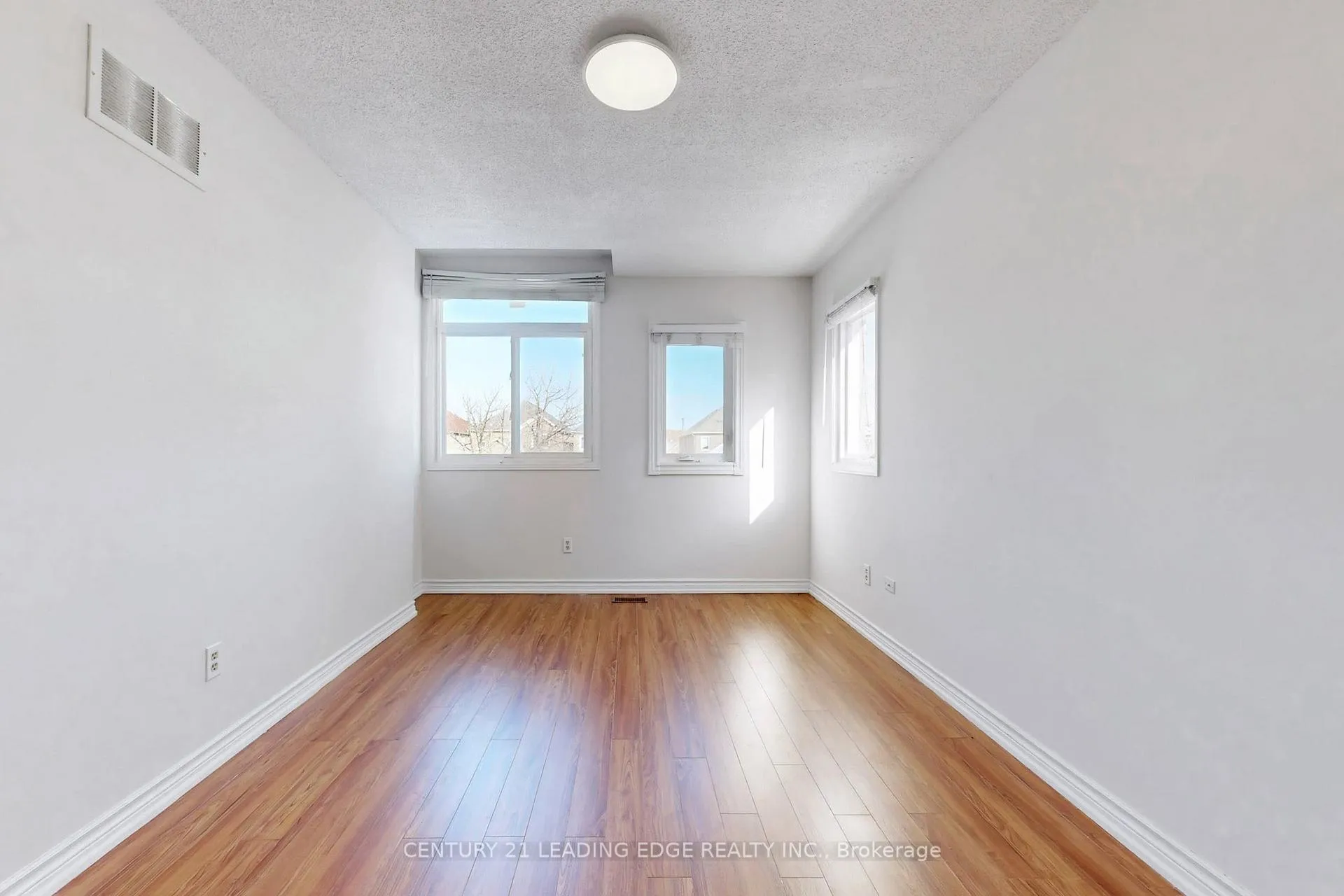 Photo 28 of Unit Main Floor, 107 Joycedale Street, Markham, Middlefield — HOMEH